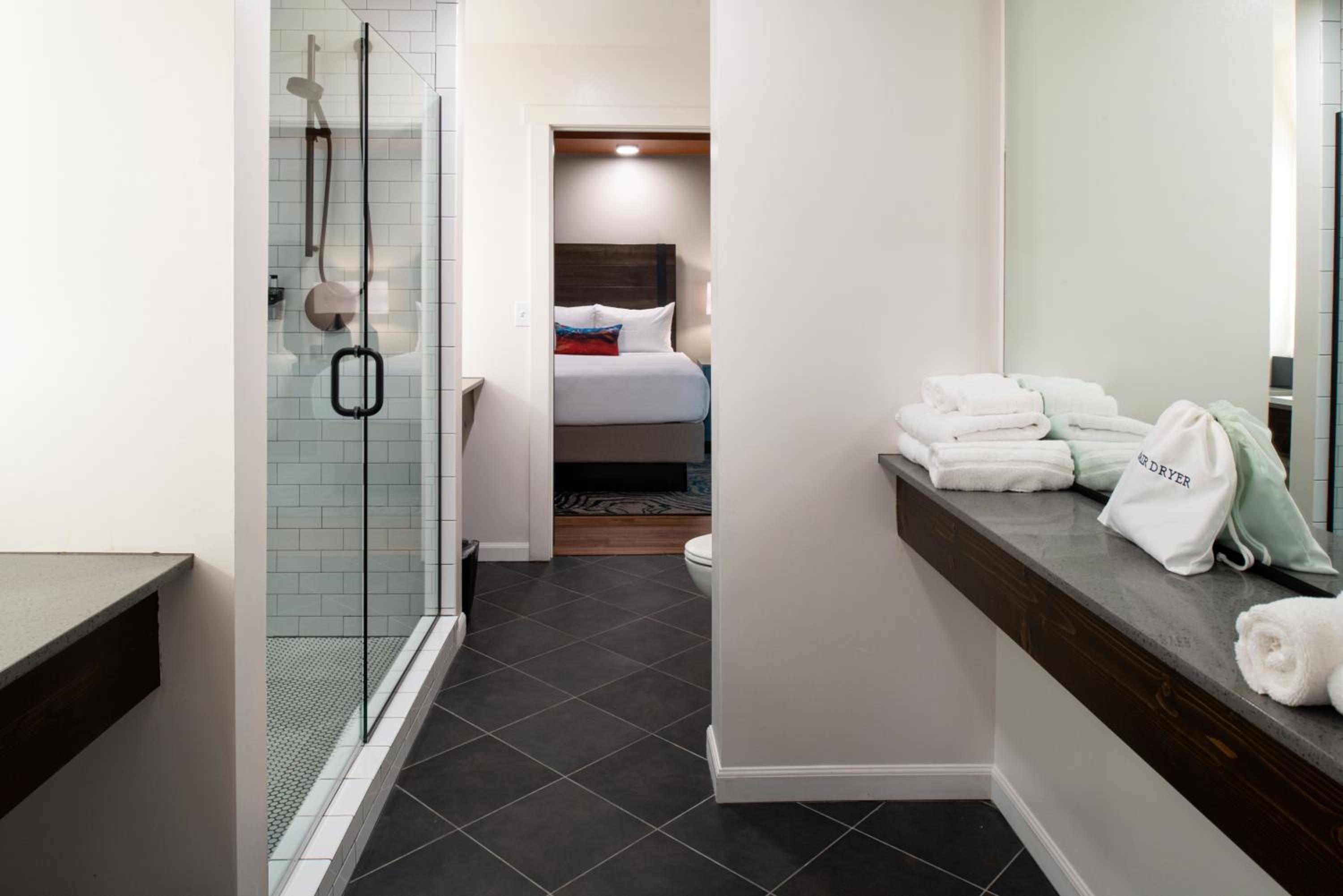 Two-Bedroom Suite with One King and Two Queen Beds - Non-Smoking