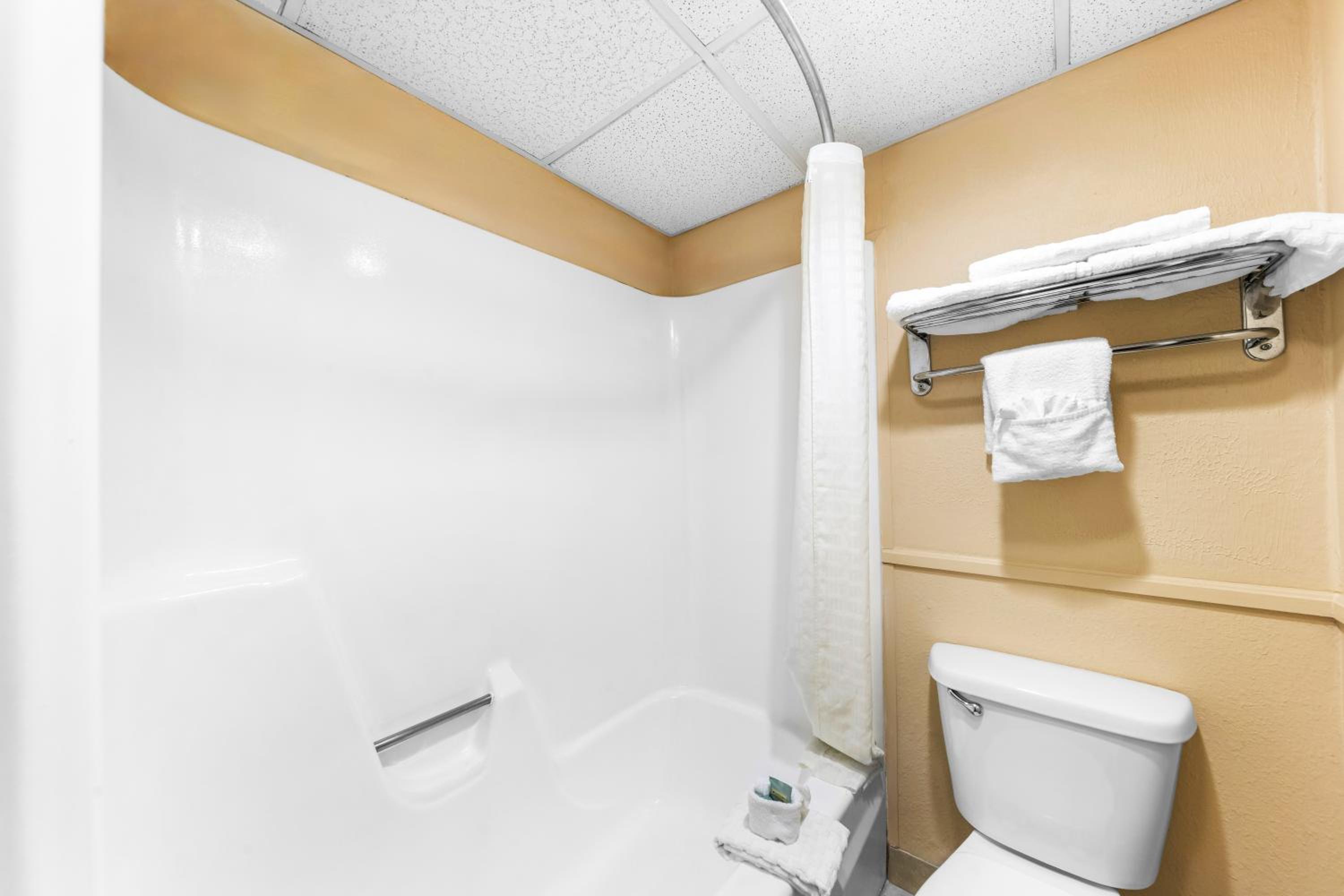 Double Room with Two Double Beds - Non-Smoking