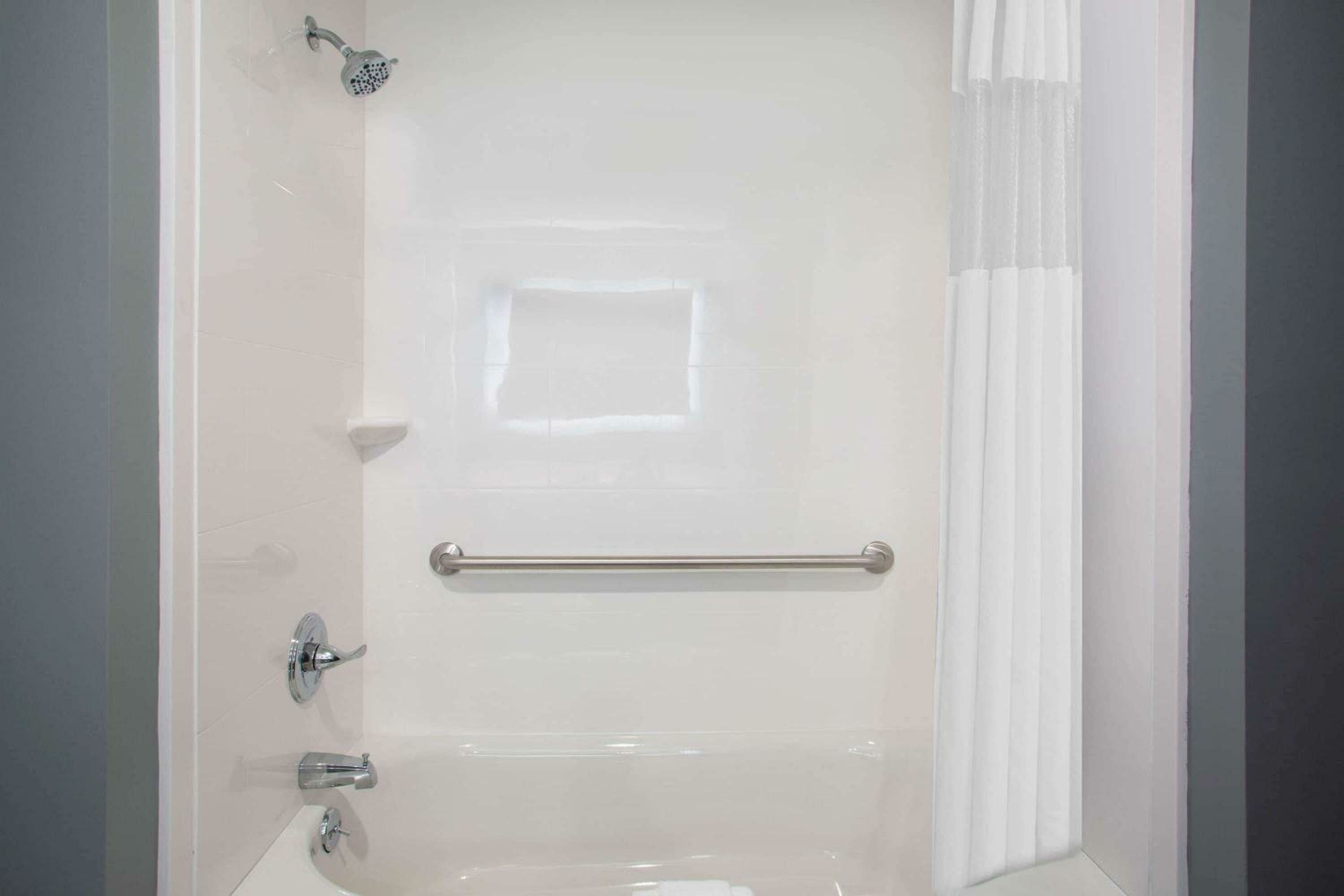 King Room - Non-Smoking