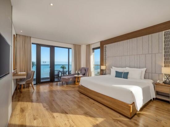 Grand Executive Ocean King