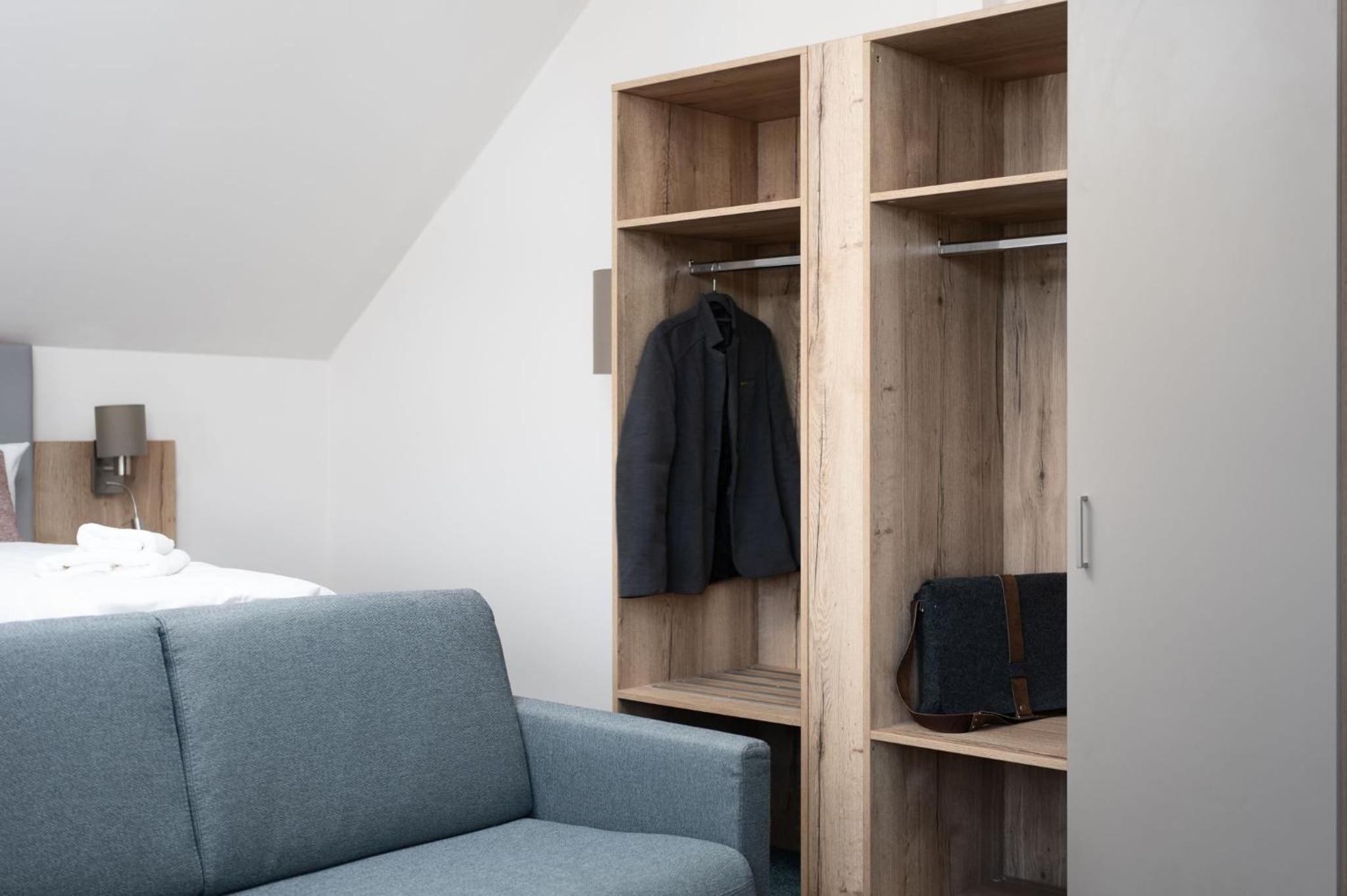 Deluxe Double Room with Shower