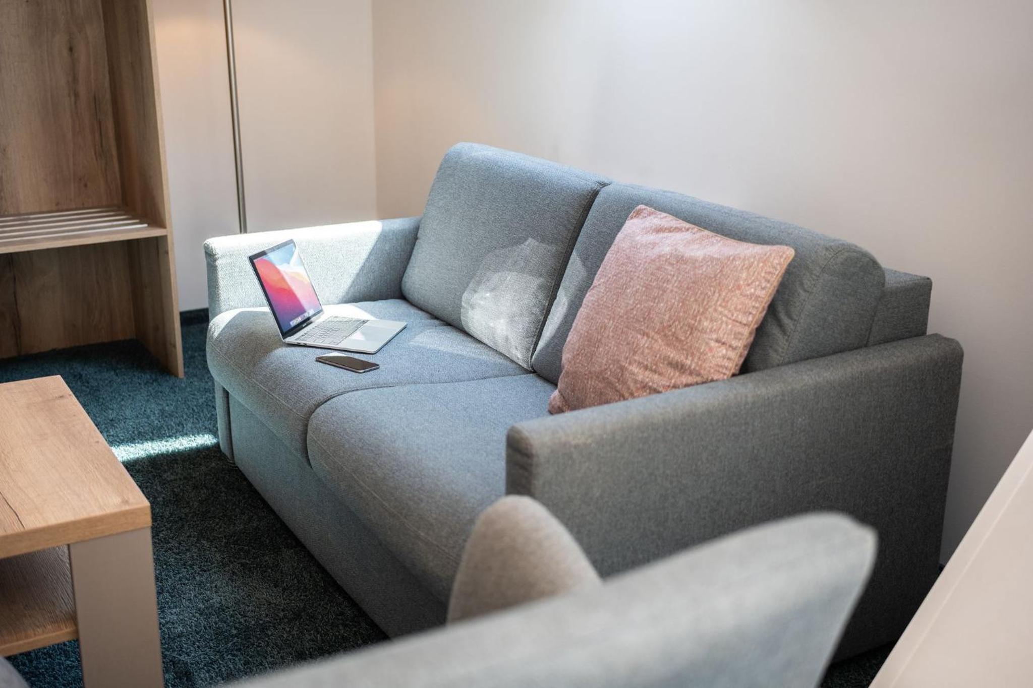 Deluxe Double Room with Shower