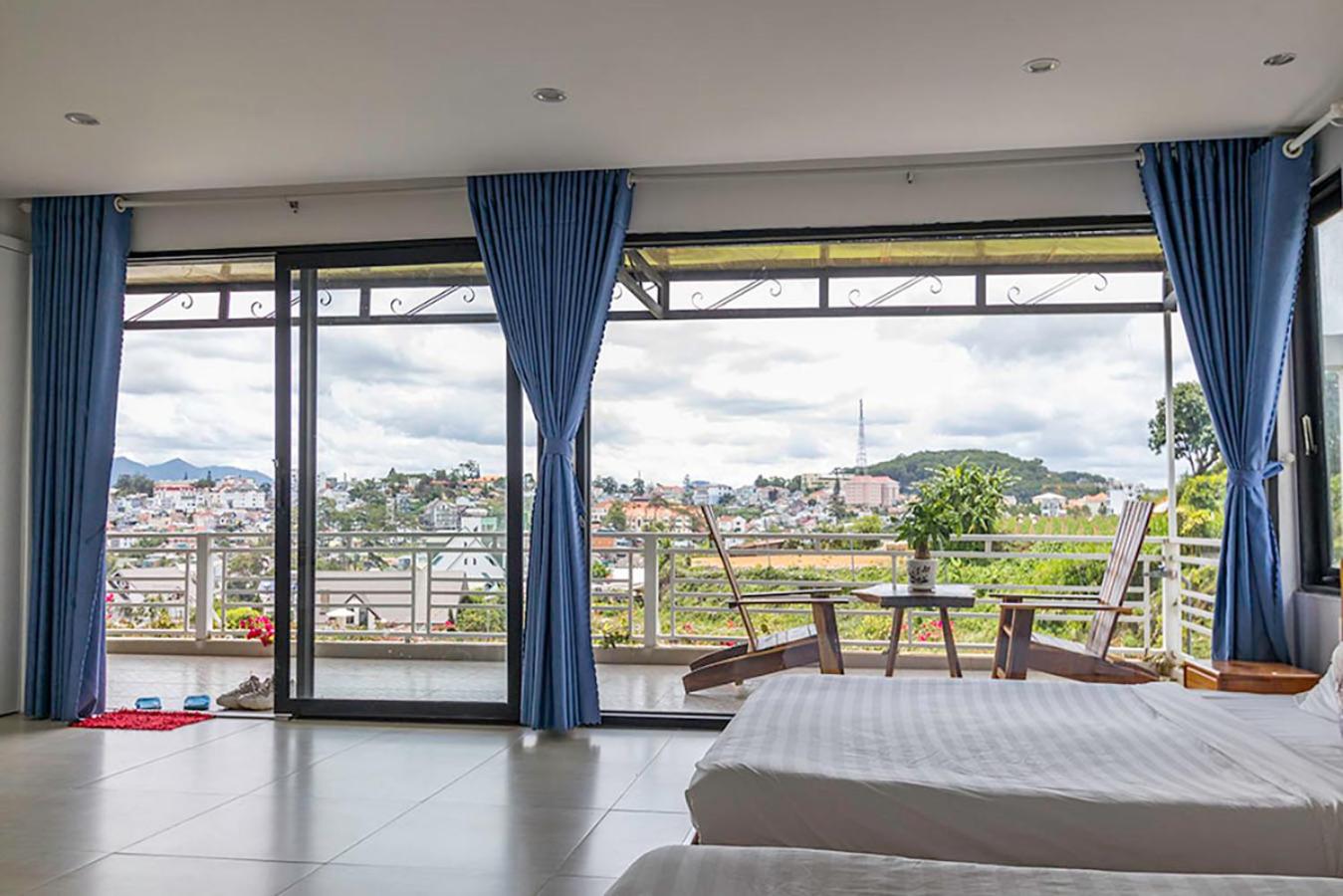 Quadruple Room with Mountain View