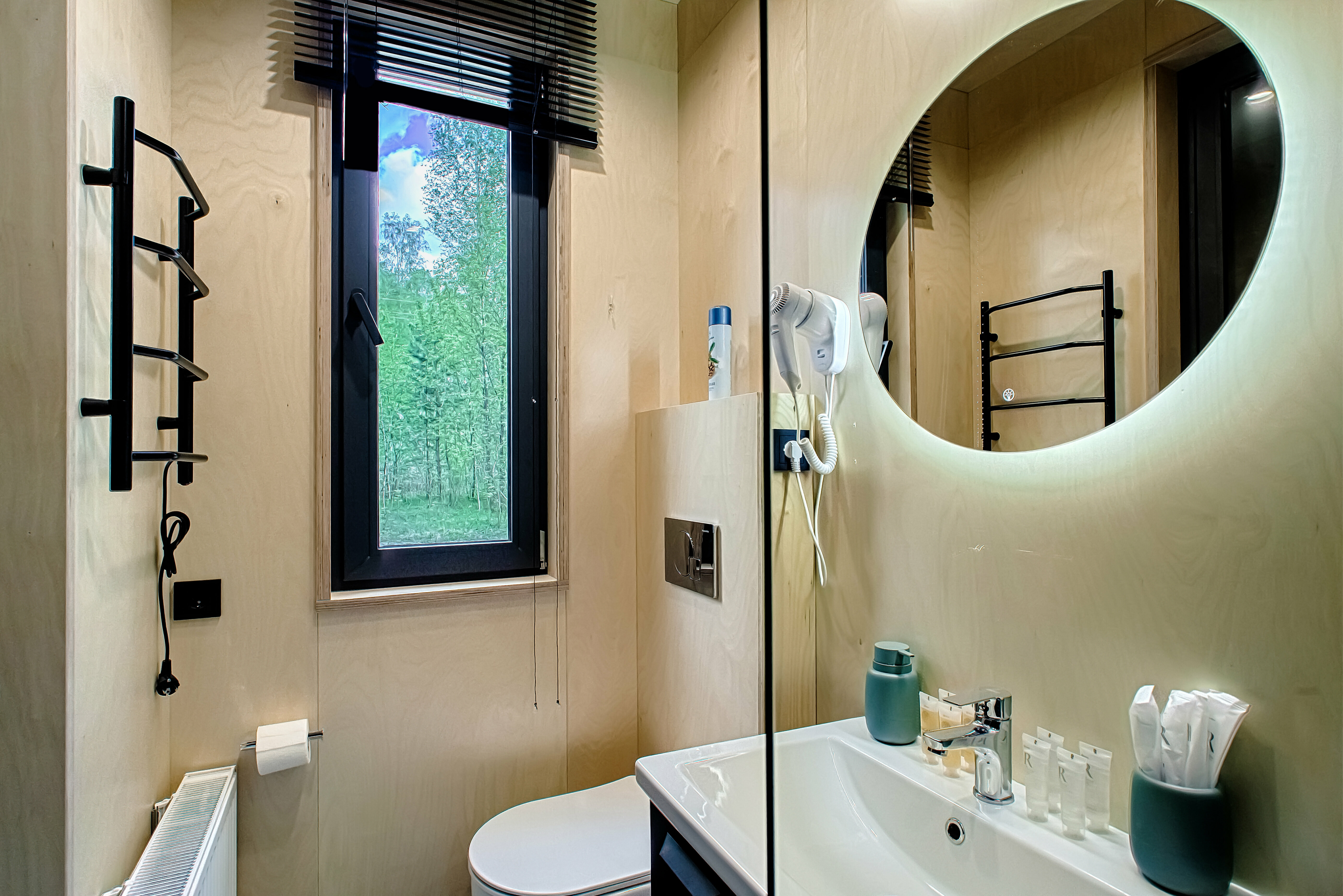 Зеркальный дом