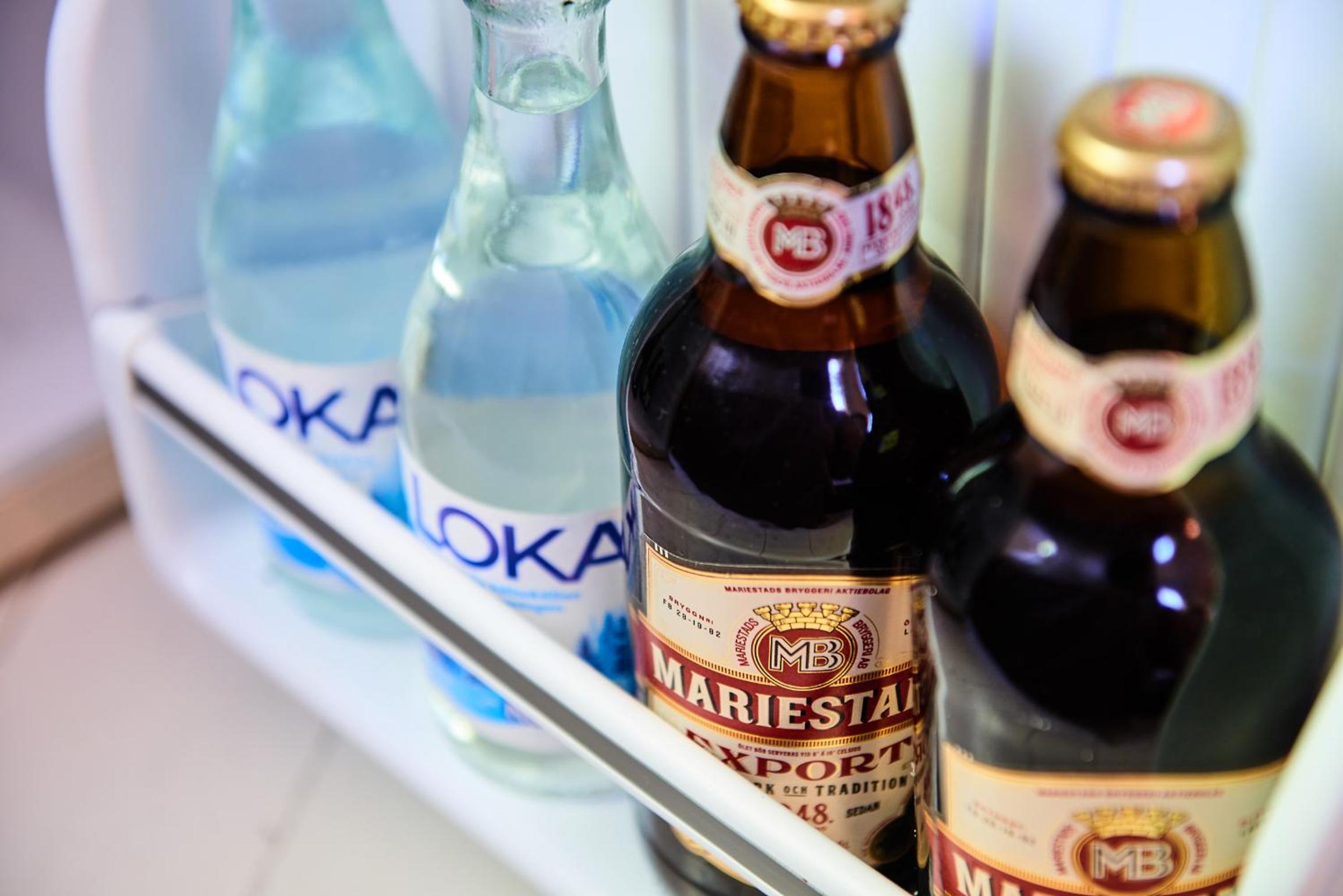 Family Room (2 Adults + 2 Children)