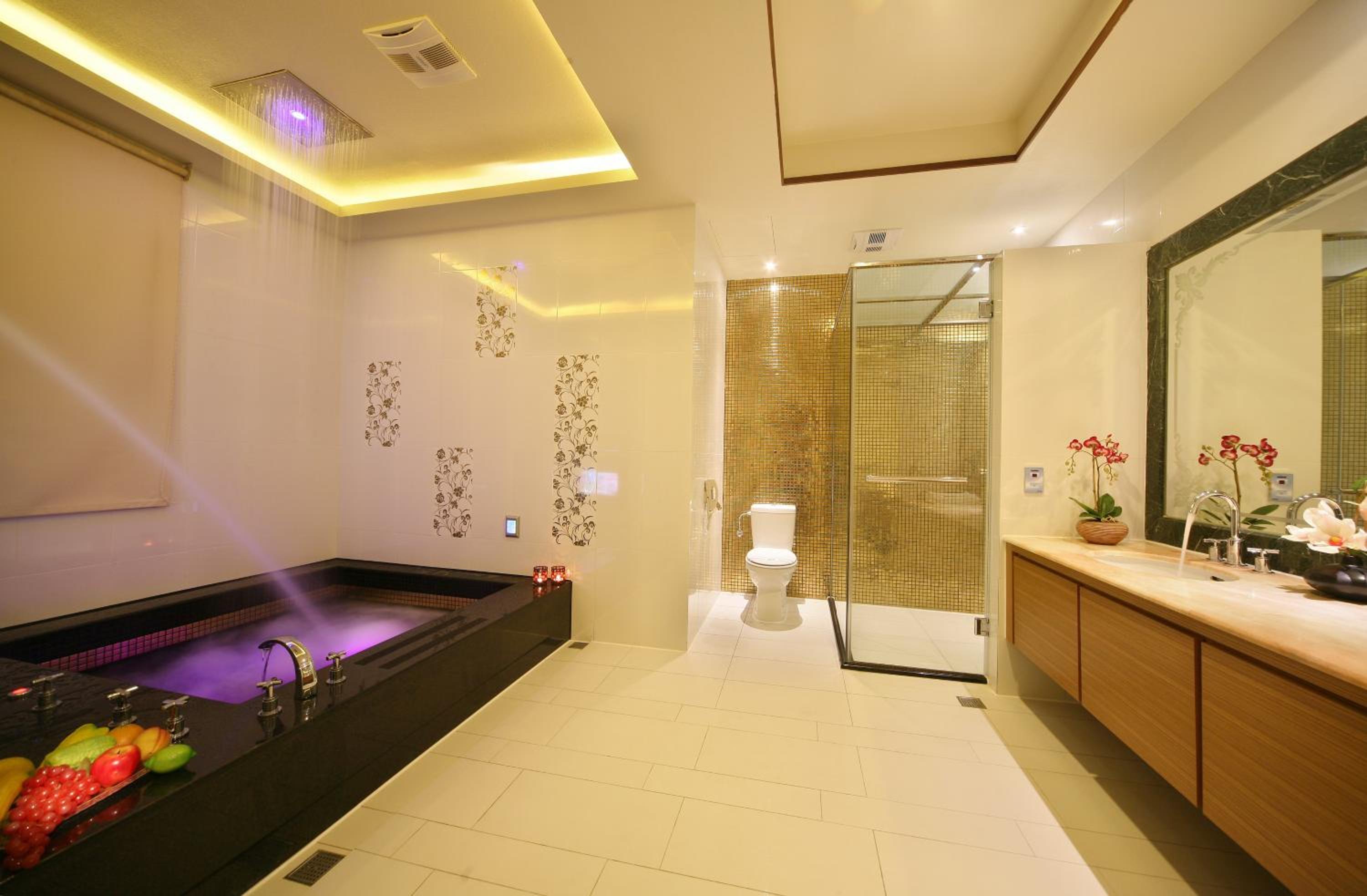 Deluxe Room (Check-in after 20:00)