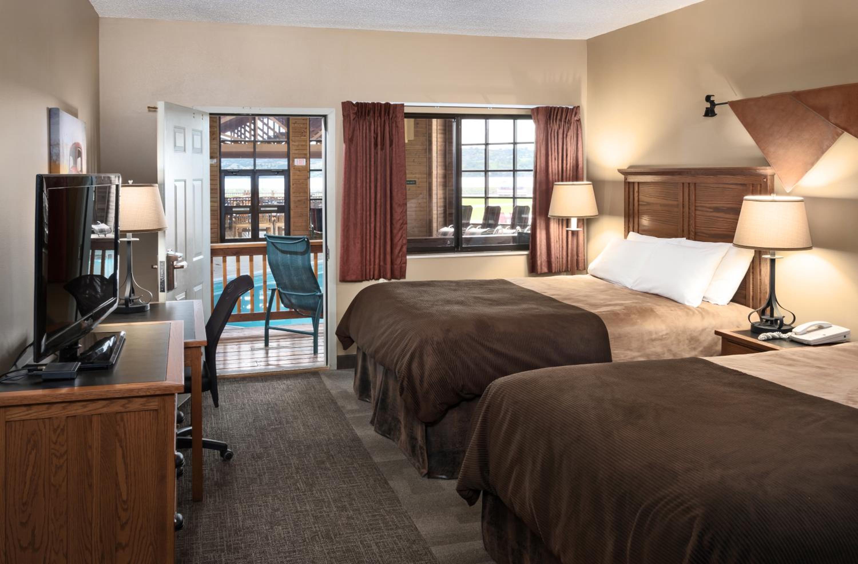 Queen Room with Two Queen Beds - Pool View