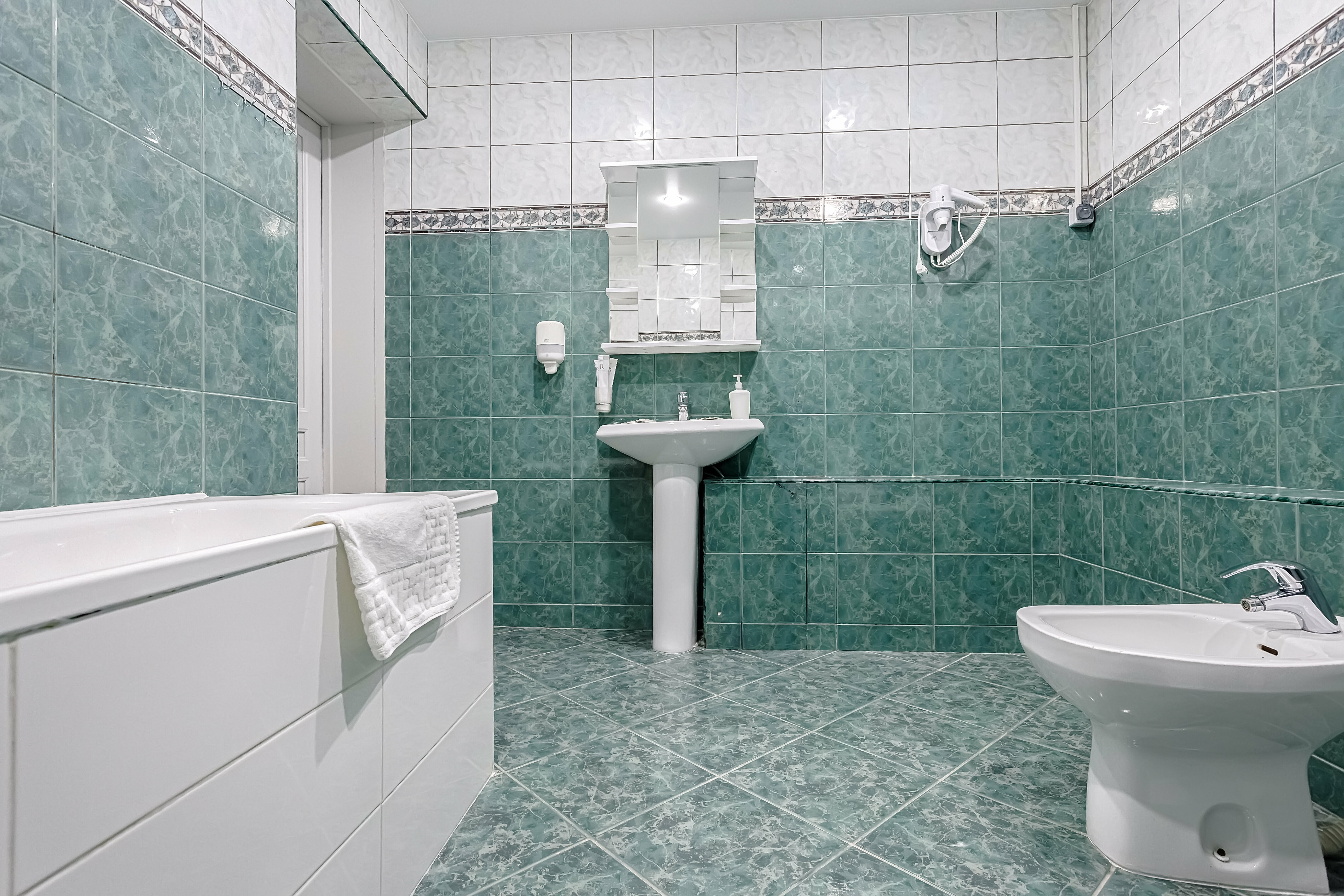 Семейный 3 комнатный с кухней