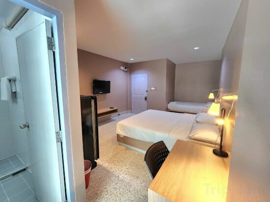 Superior Triple Room