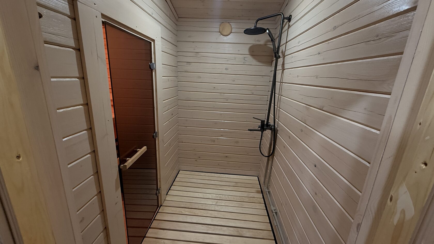 Дом для проживания с питомцами