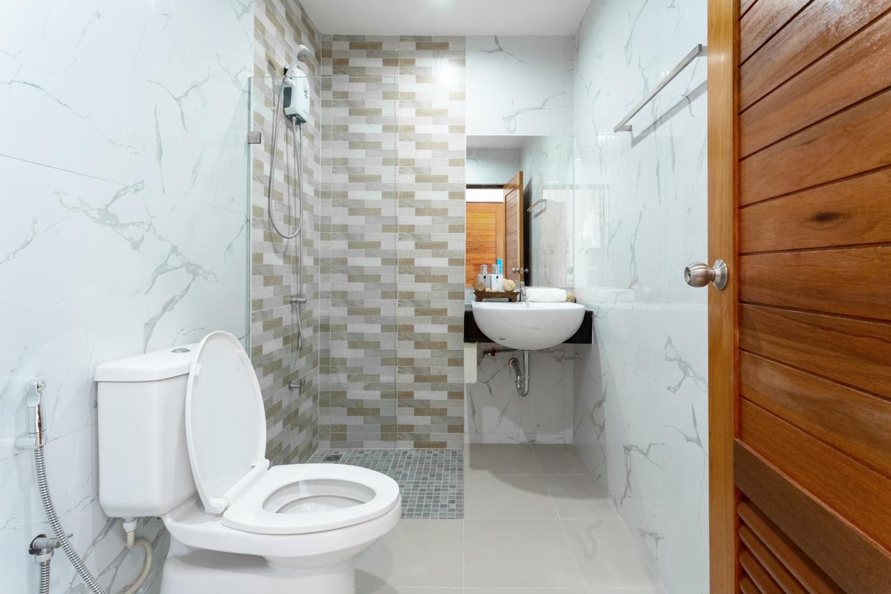 Superior Twin Room with No Window
