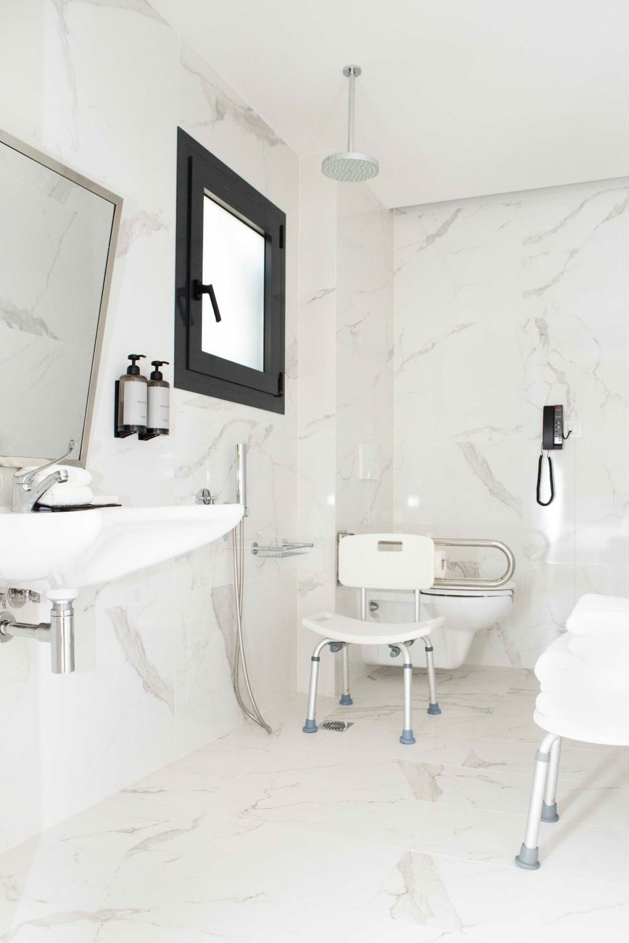 Twin Room - Disability Access