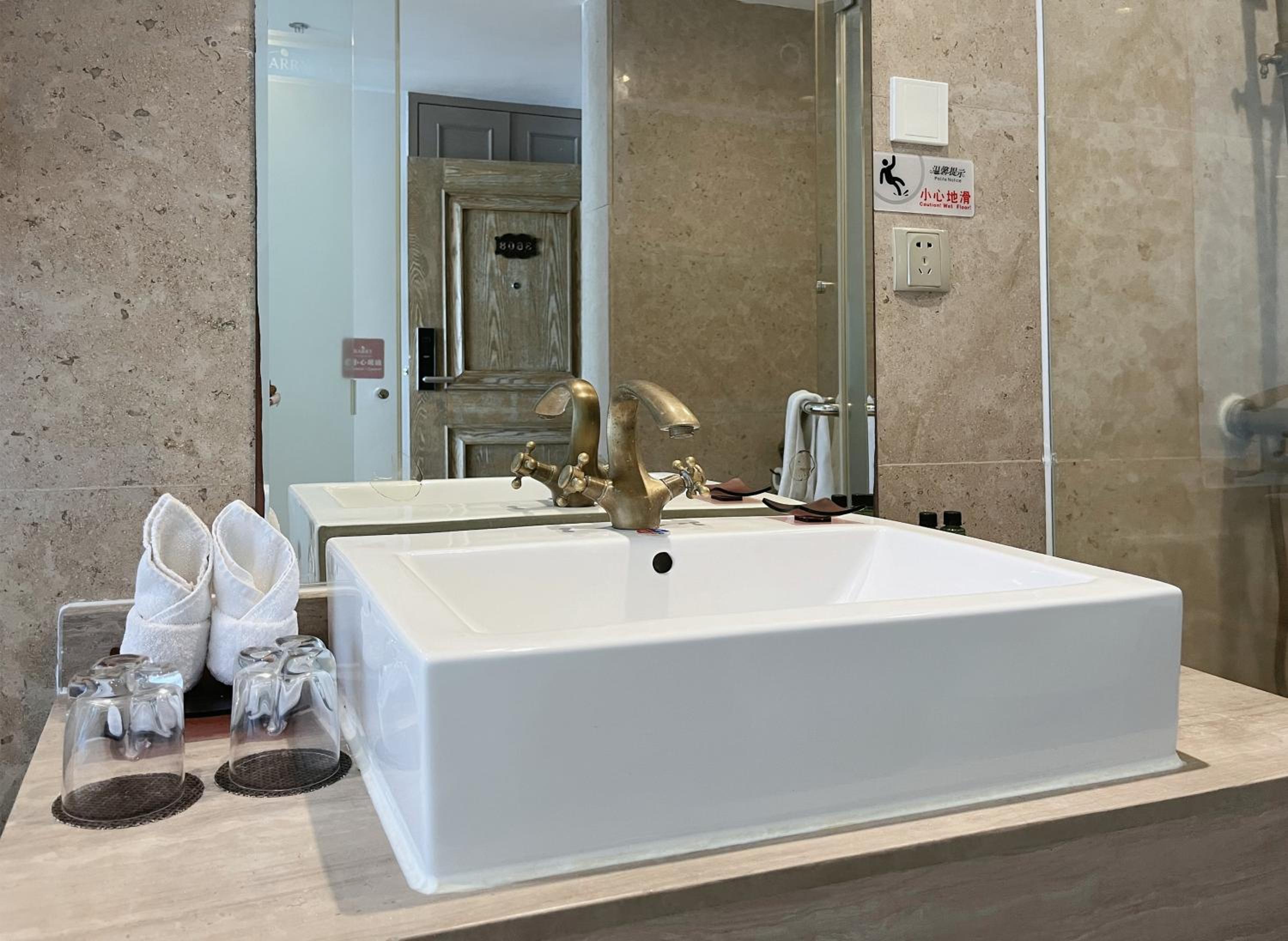 Queen Room with Sea View