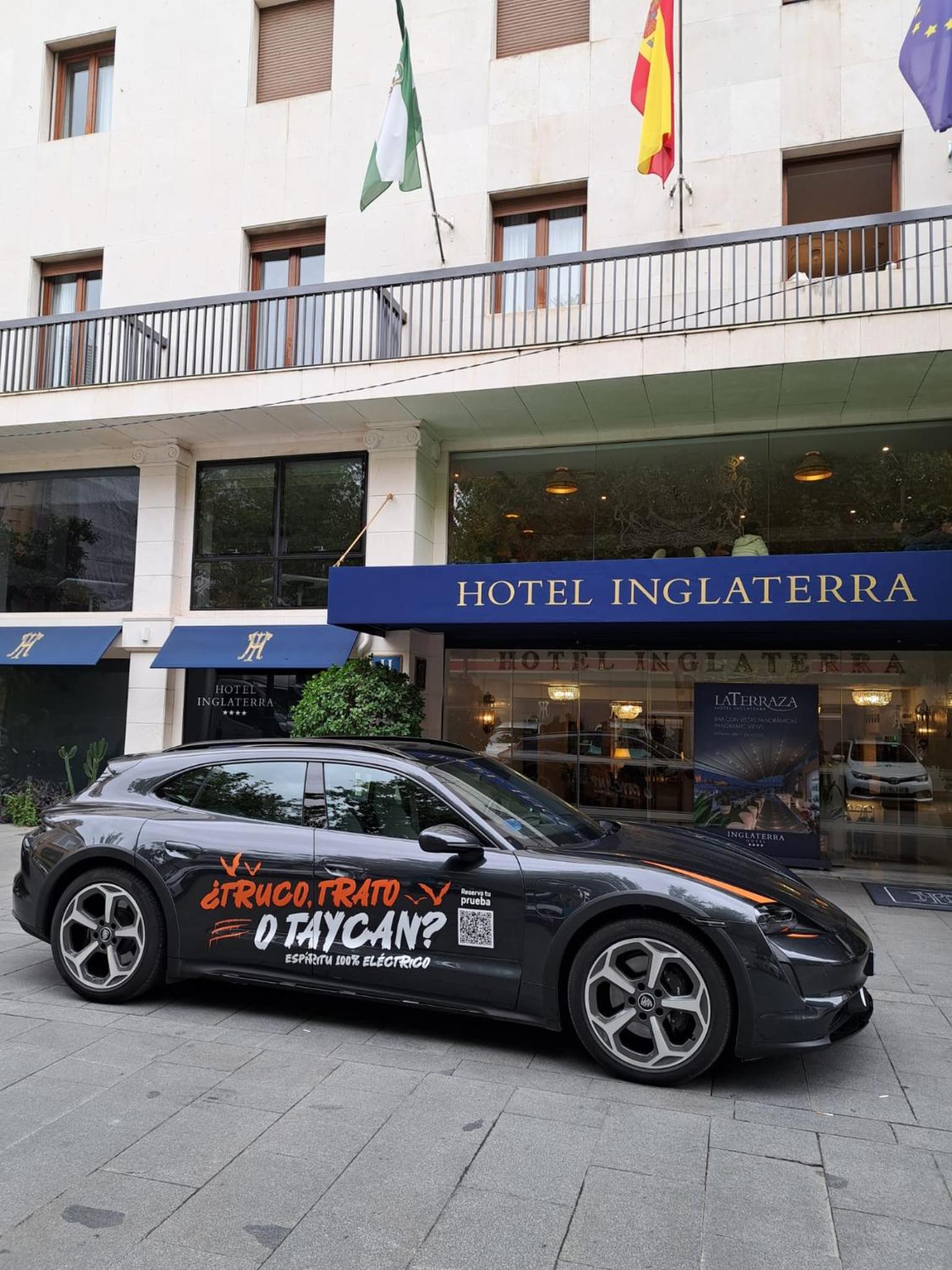 Habitación Doble Con Parking - 1 O 2 Camas