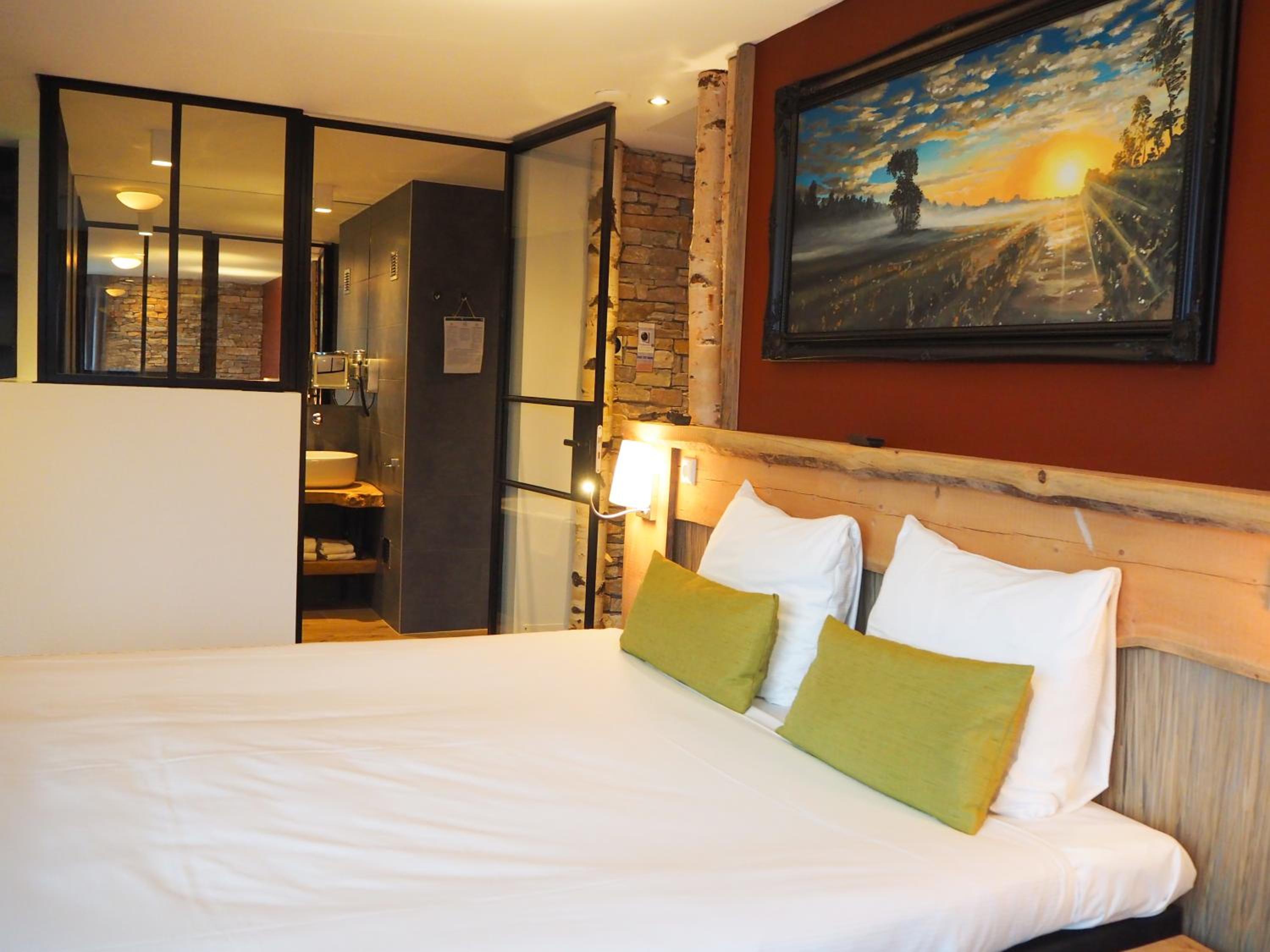 Deluxe room with spa facilities