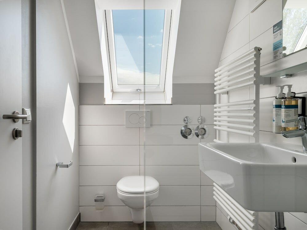 Large Studio, Kitchenette, Balcony