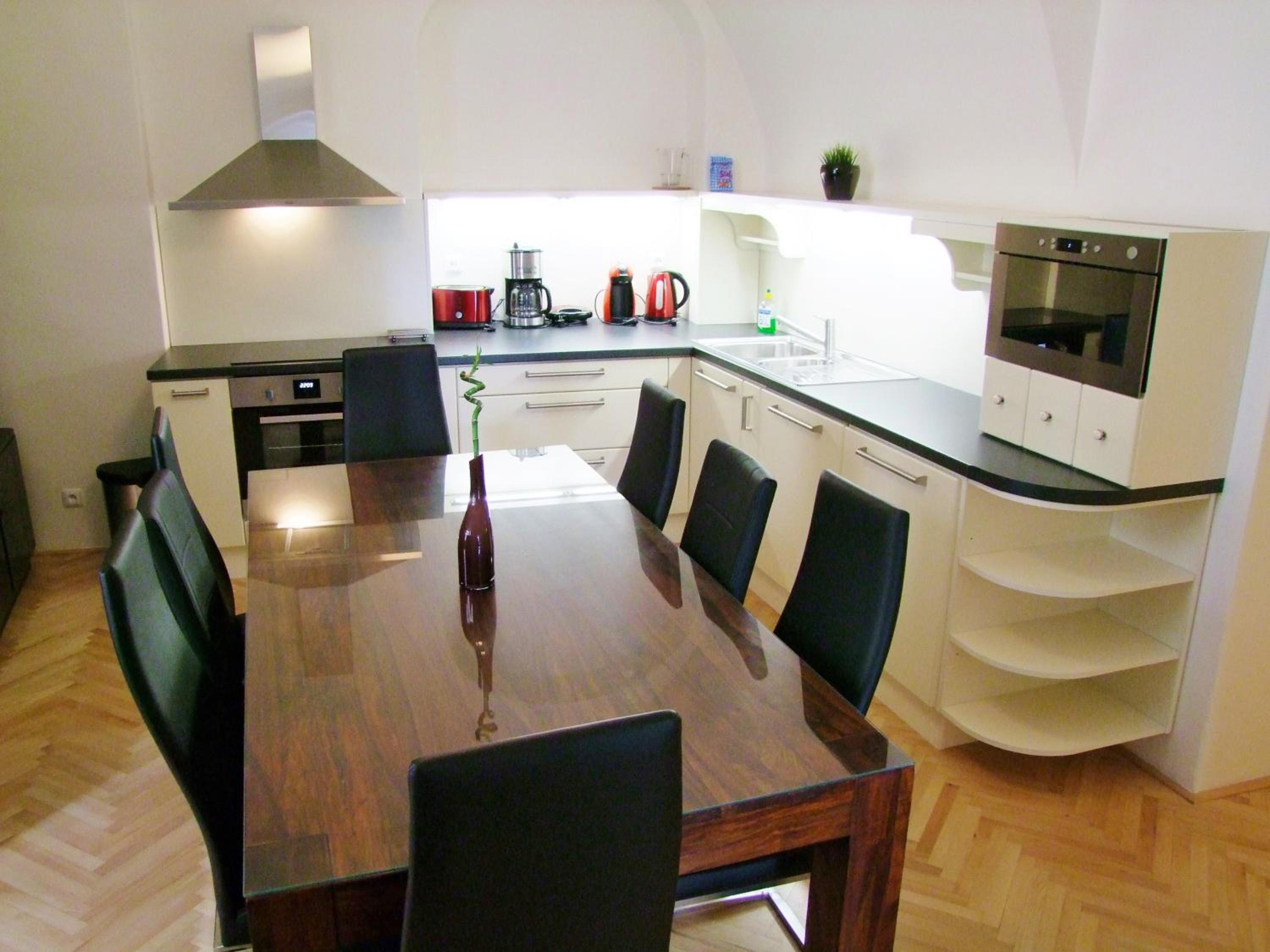 Two Room Apartment (4 adults)