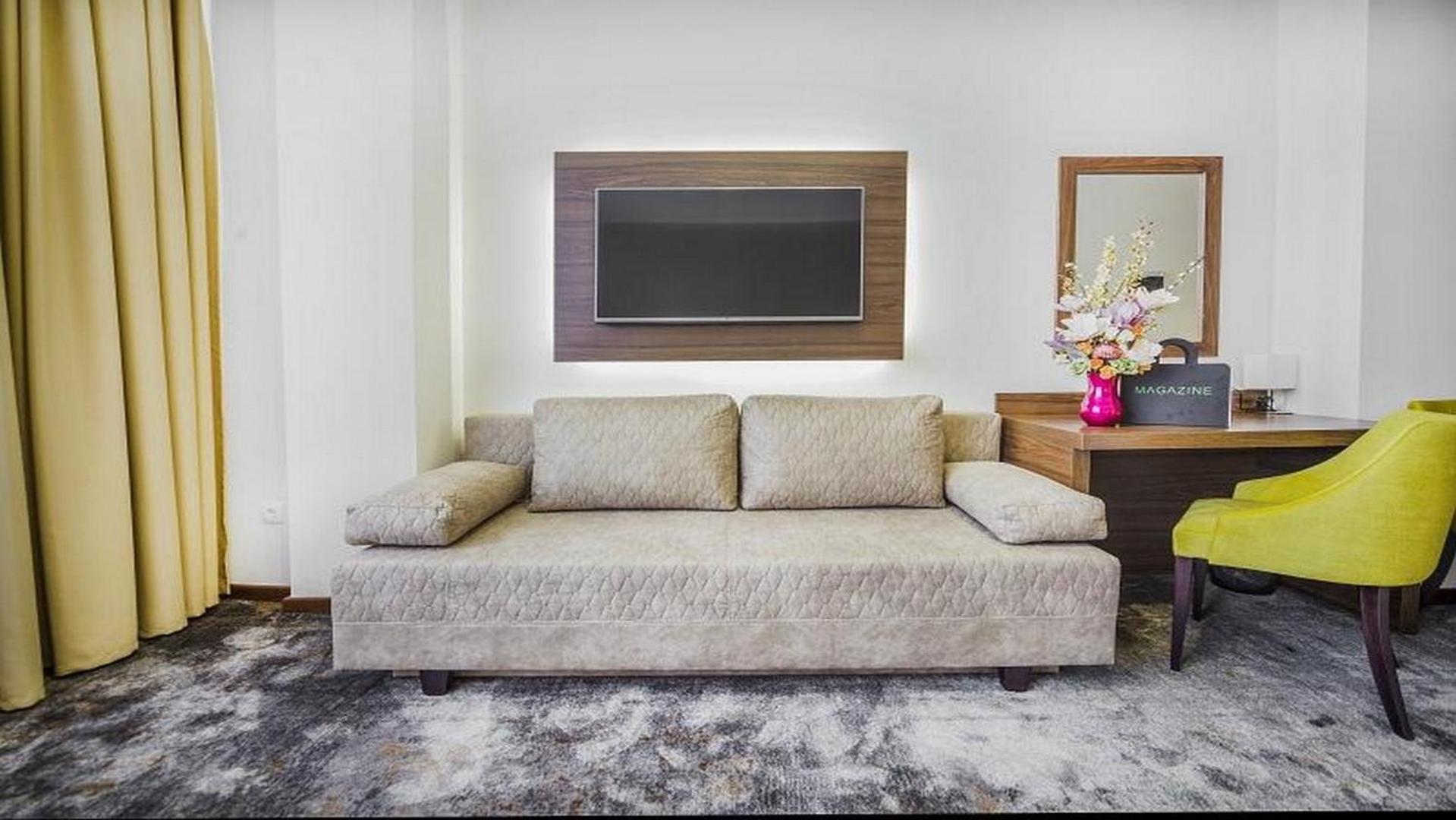 Deluxe Triple Room