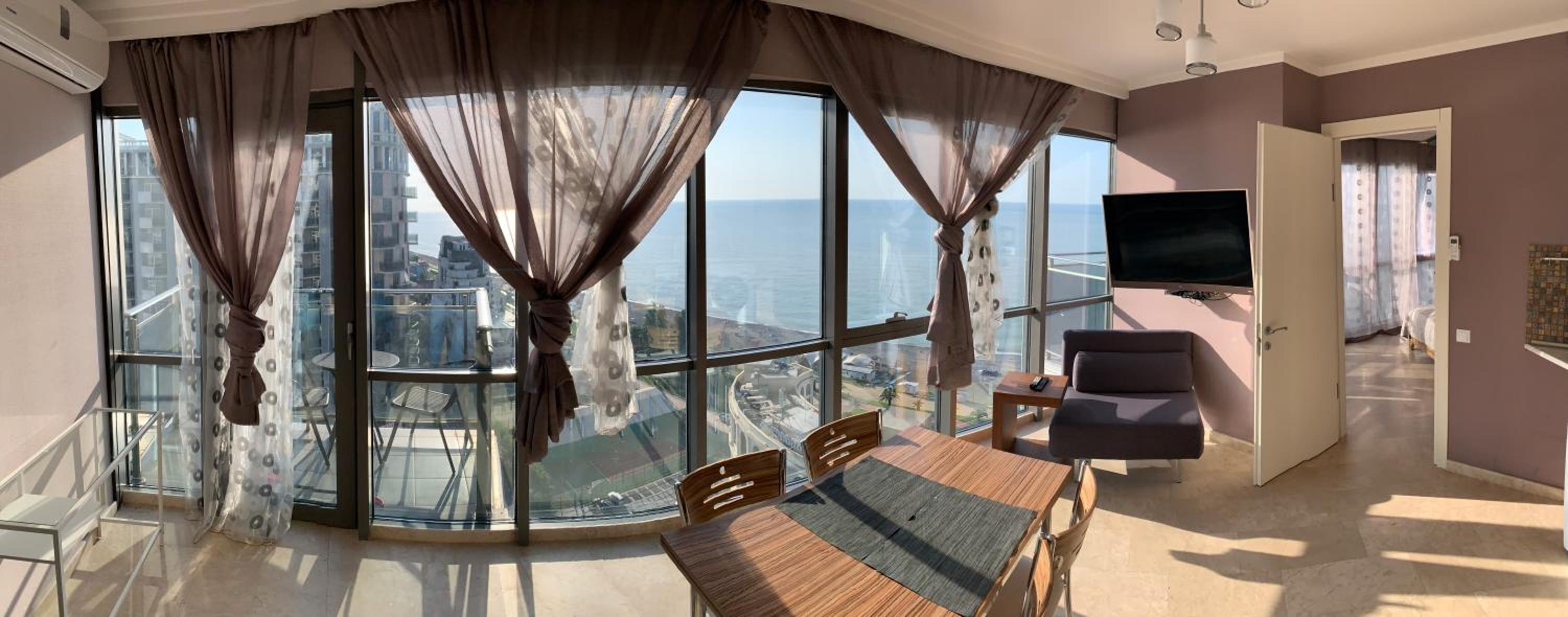 One-Bedroom Apartment With Sea View And Balcony