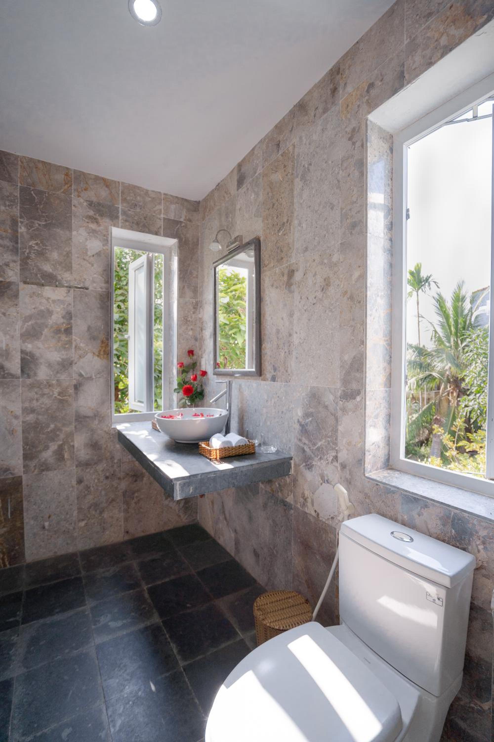 Deluxe Double or Twin Room with Pool View