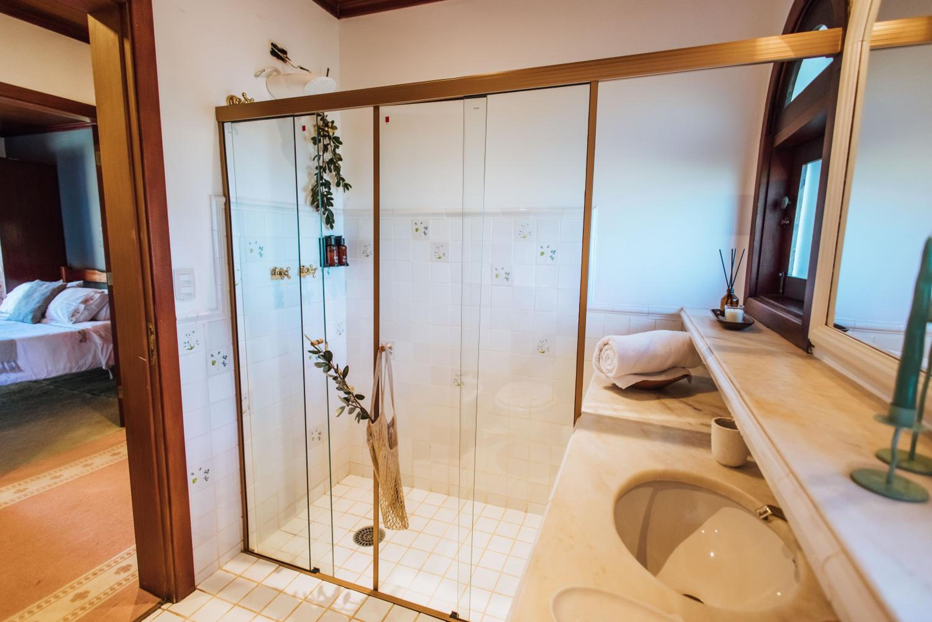 Suite with Mountain View