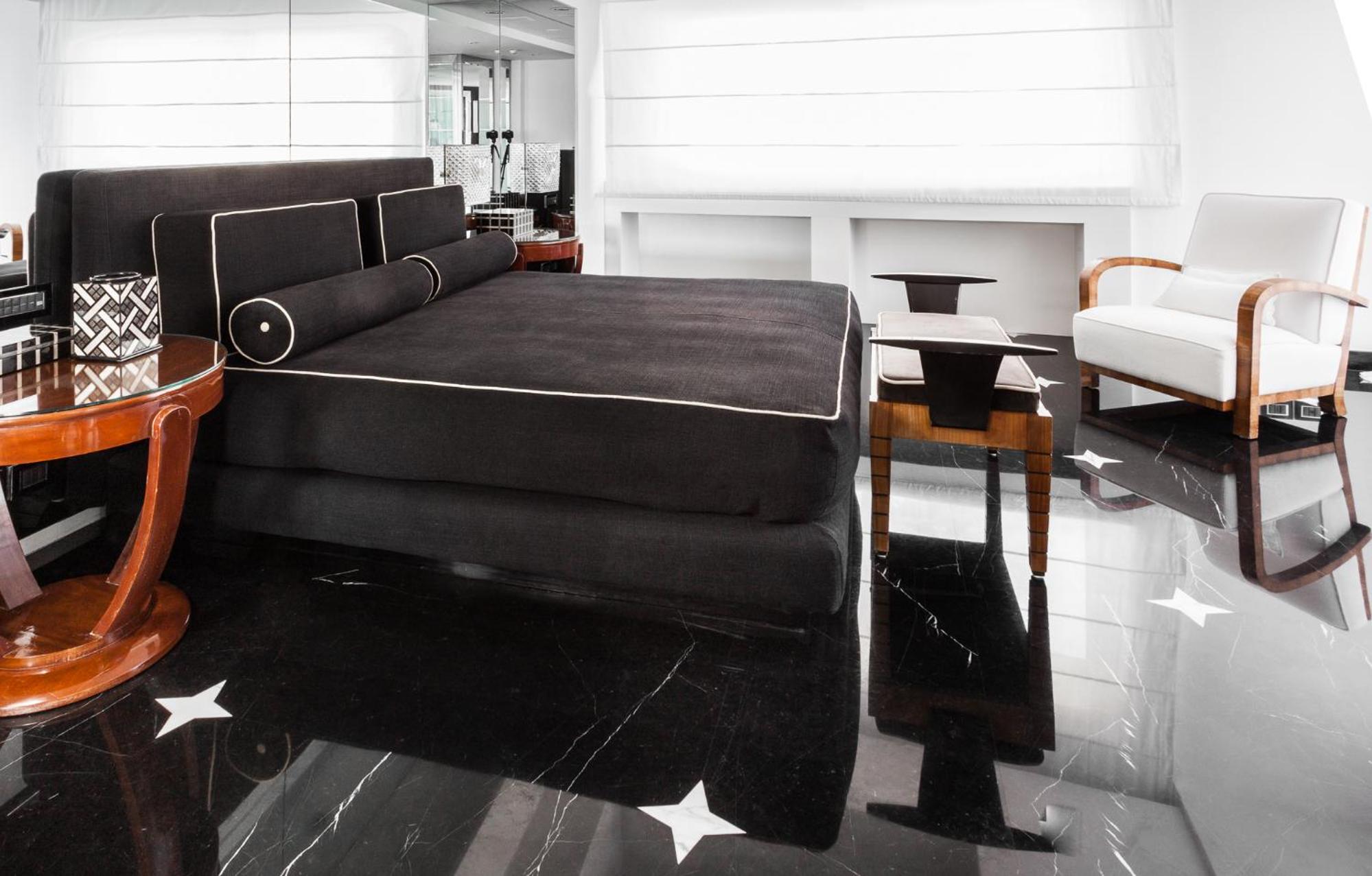 Presidential Paltrow Sea Side with Private Pool and Terrace