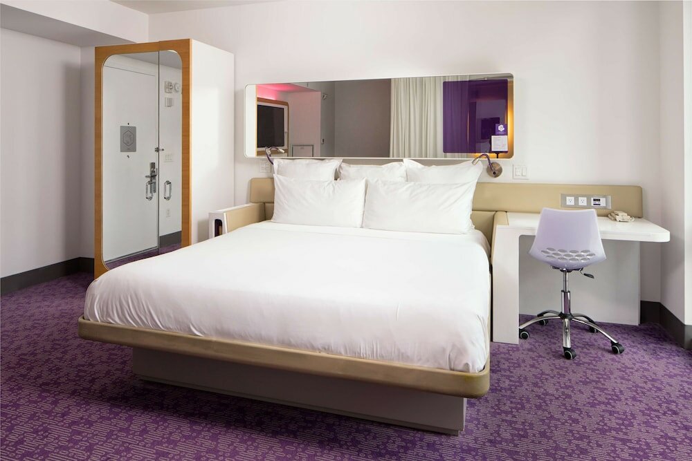 Junior Suite, 1 King Bed (First Class)