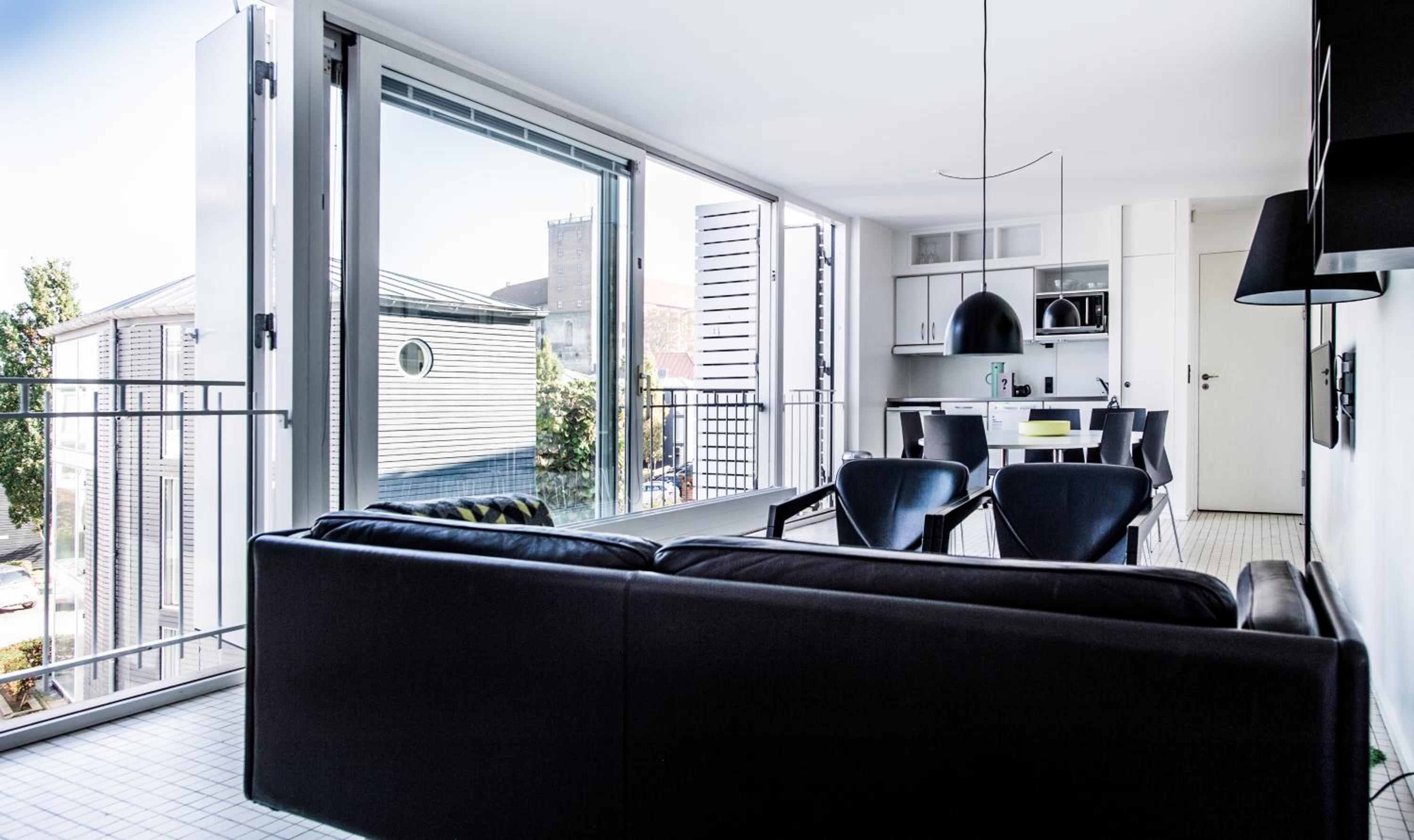 Two-Bedroom Apartment with Courtyard View