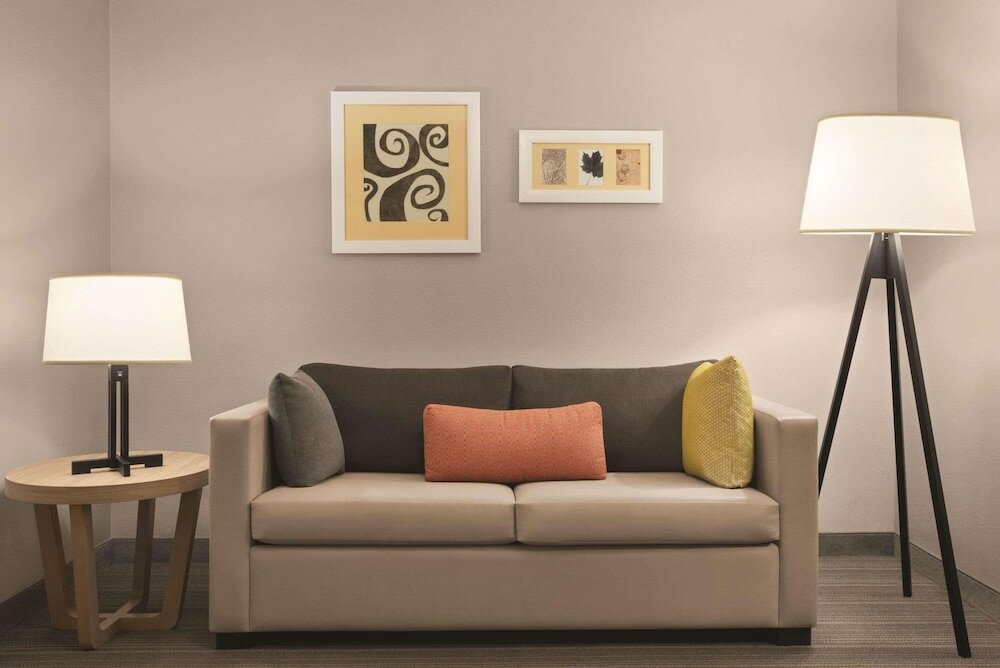 Studio Suite, 1 King Bed, Non Smoking