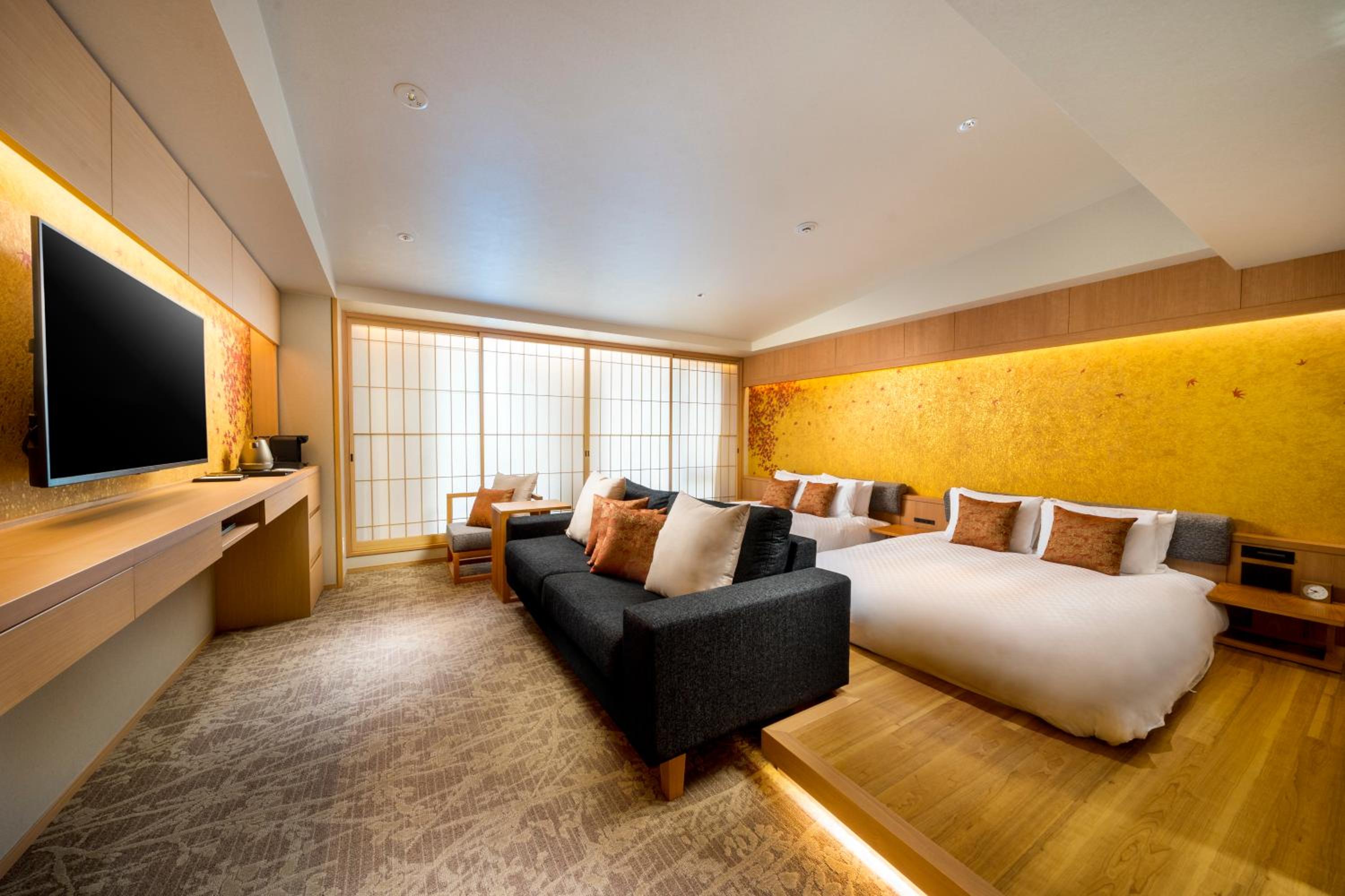 Executive Room with Two Double Beds and Sofa Bed - Non-Smoking