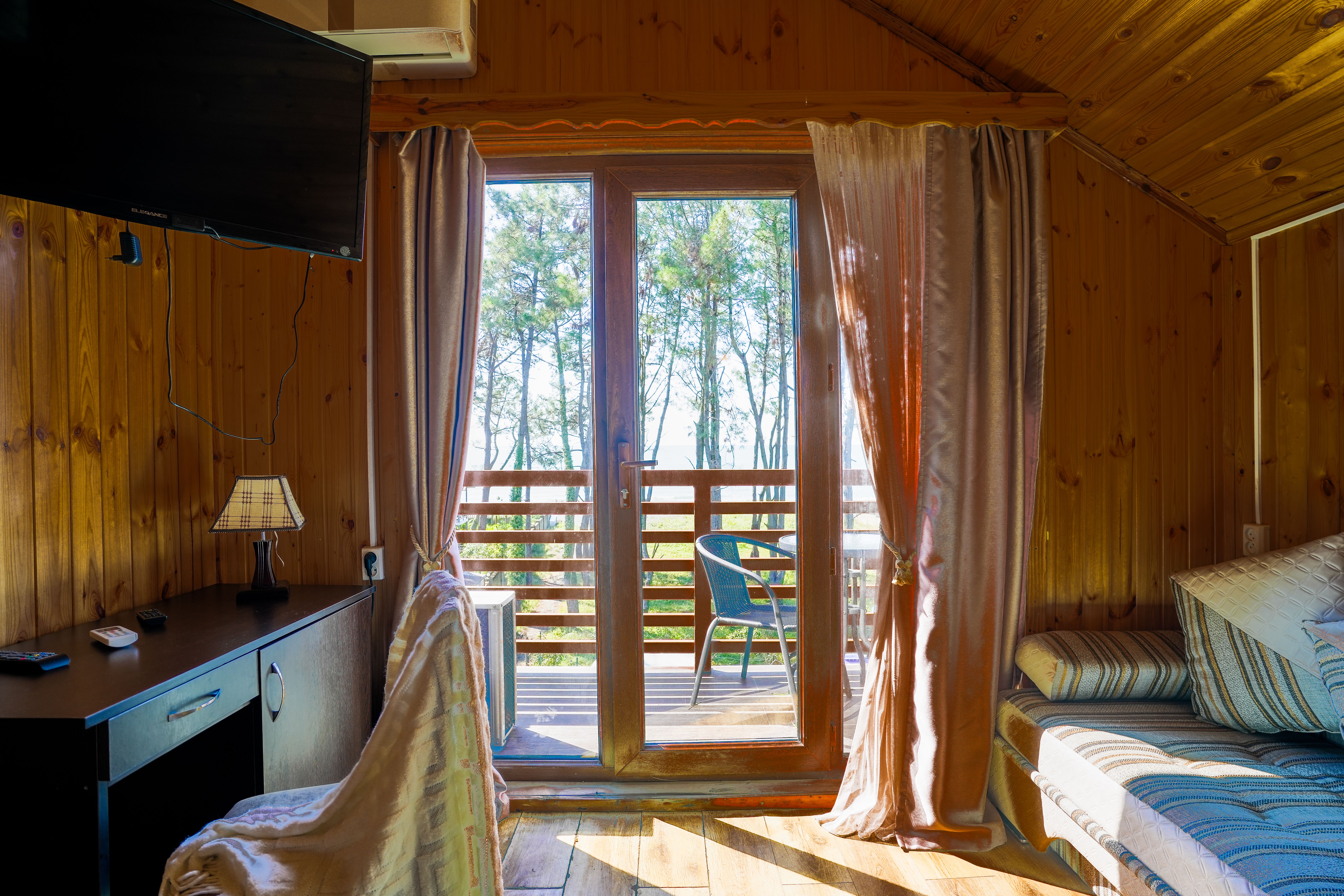 Трехместный номер Делюкс