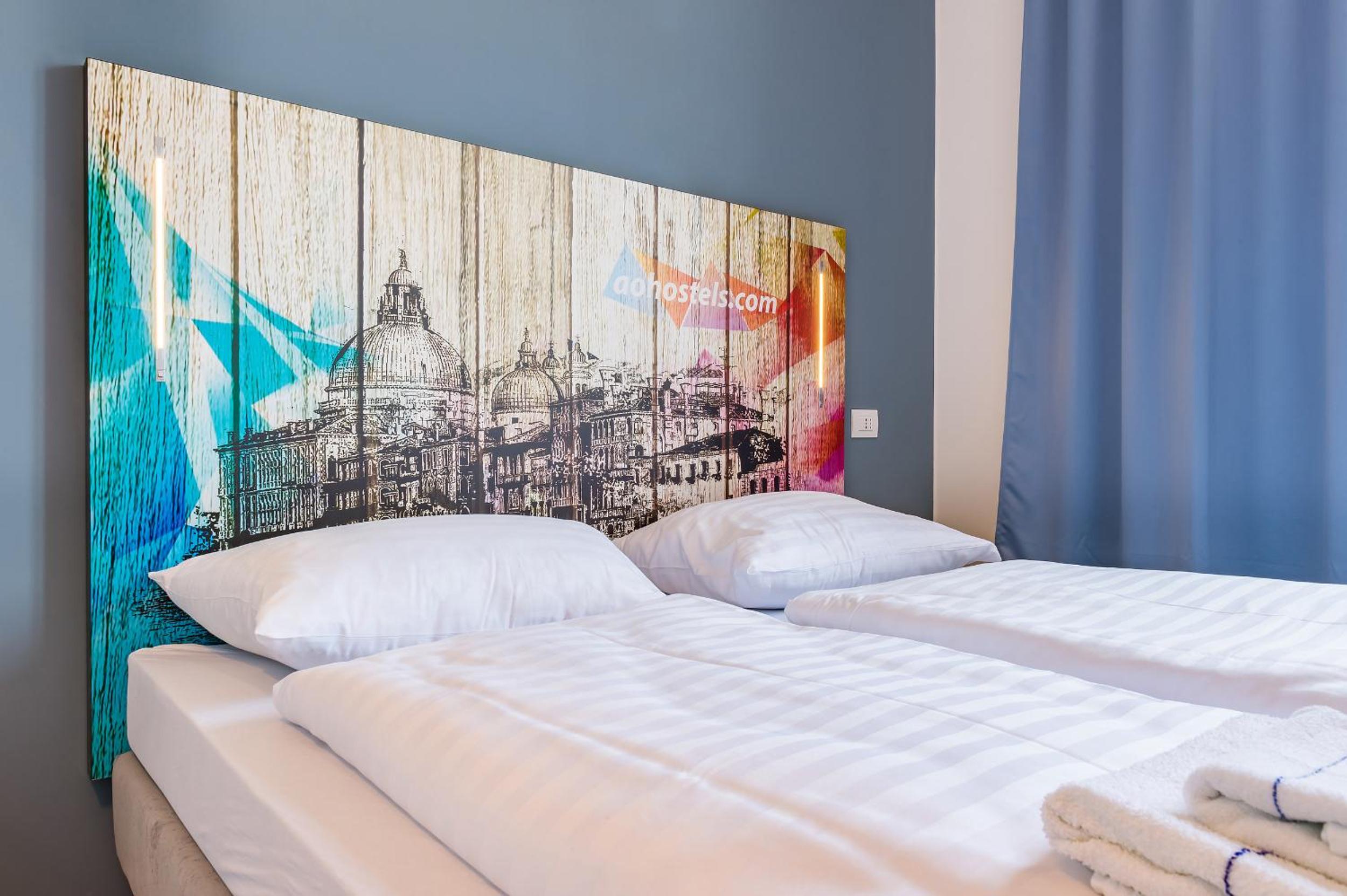 Twin room for Single use