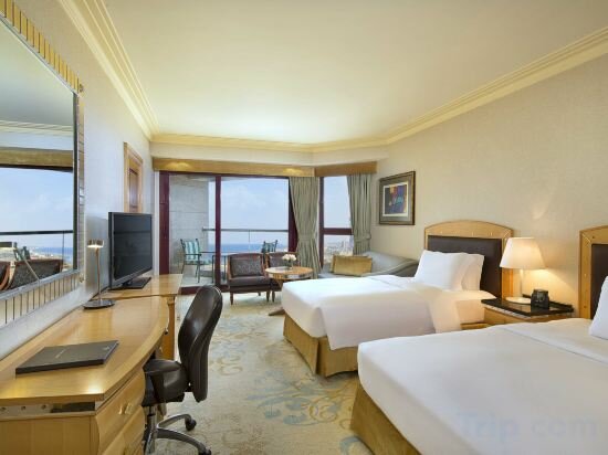 Executive Twin Room with Full Sea View Lounge Access Non smoking