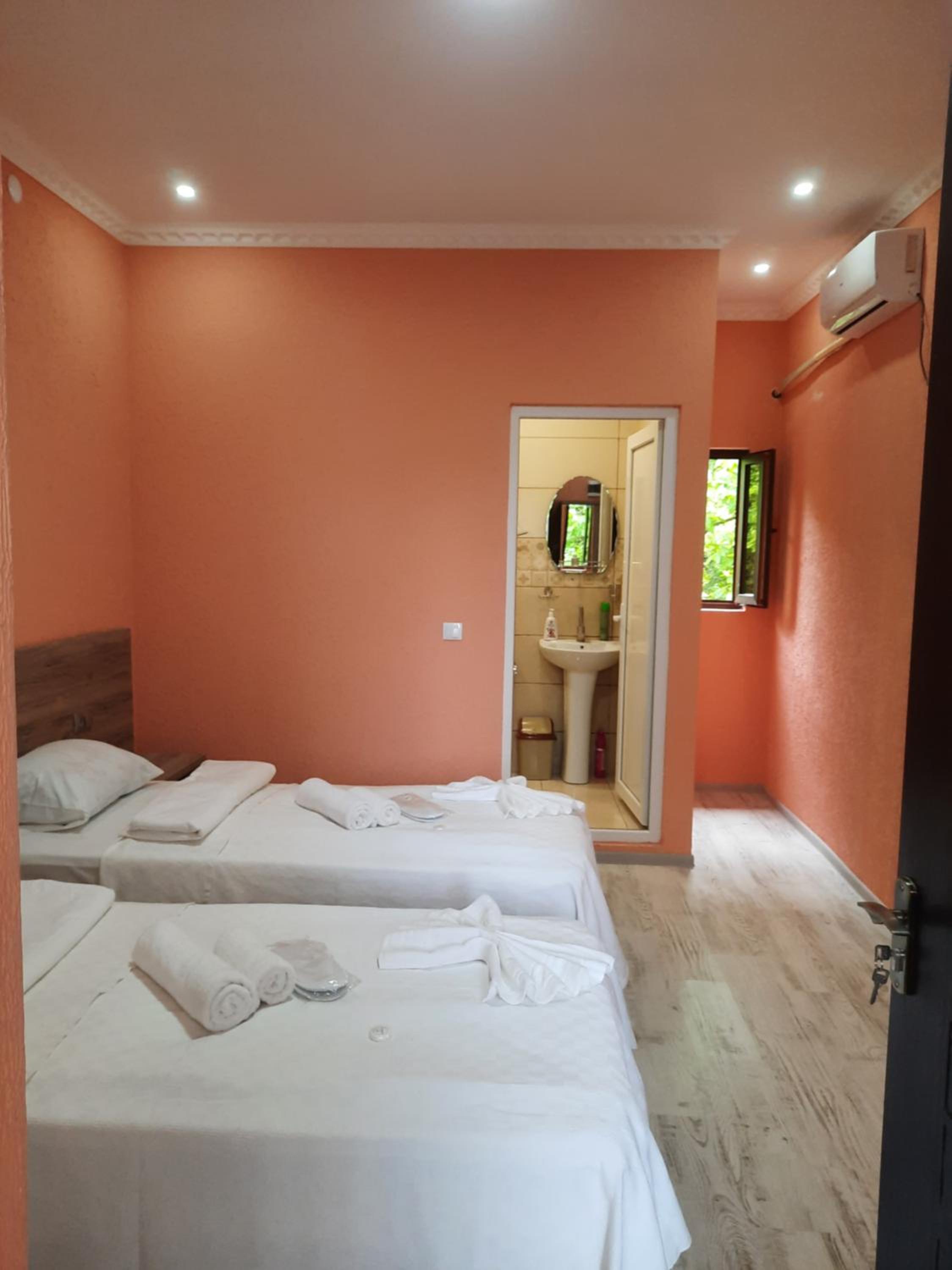 Twin Room with Bathroom