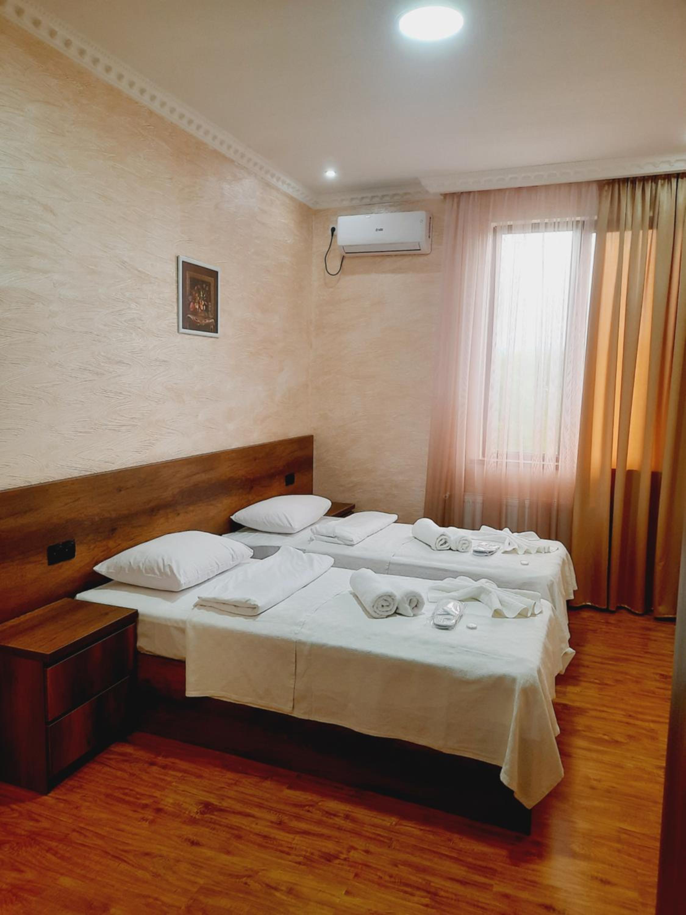 Twin Room with Bathroom