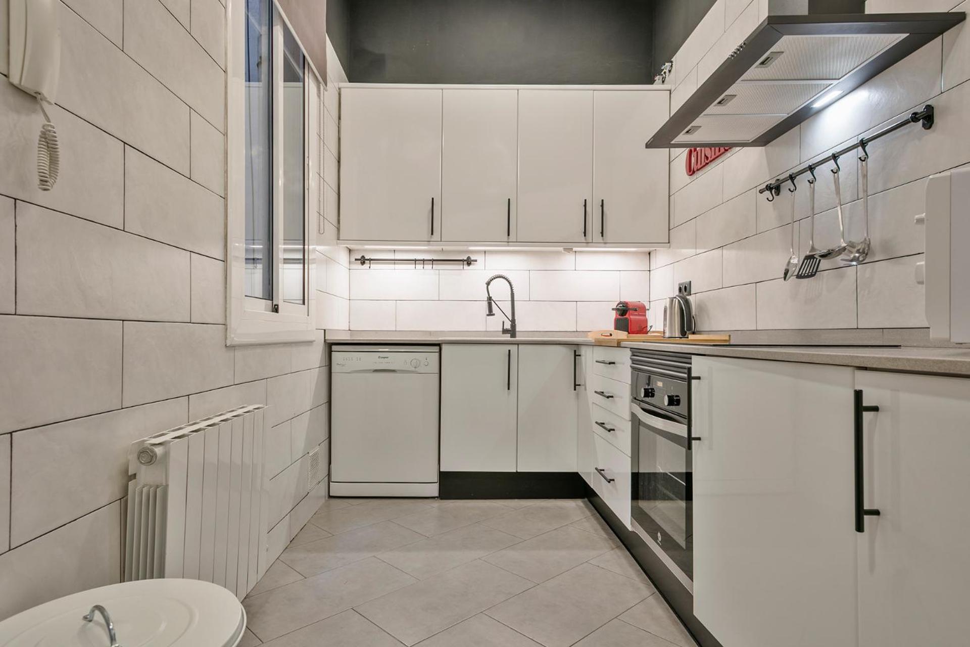 Three-Bedroom Apartment (6 Adults)