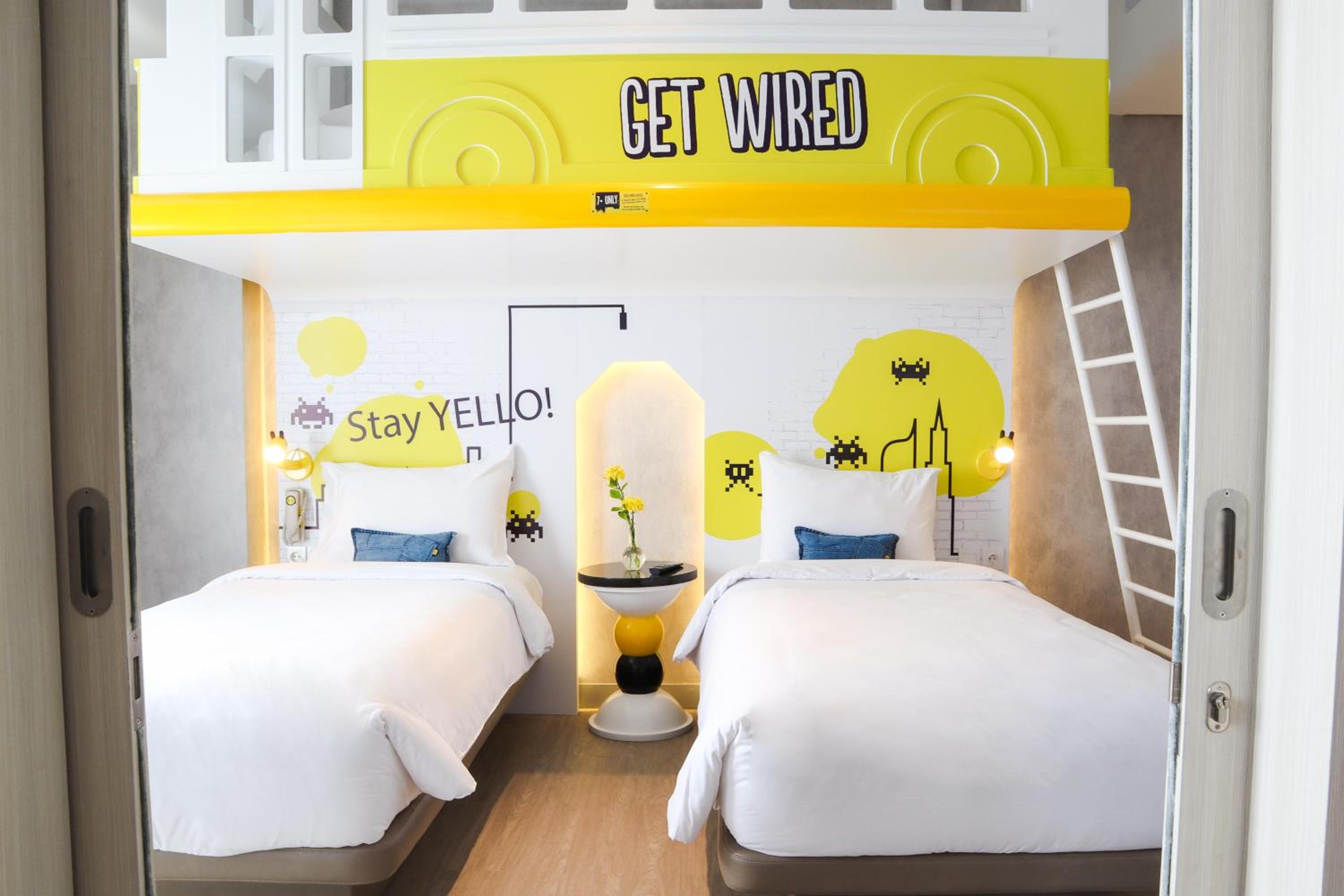 Yello Family Suite Room