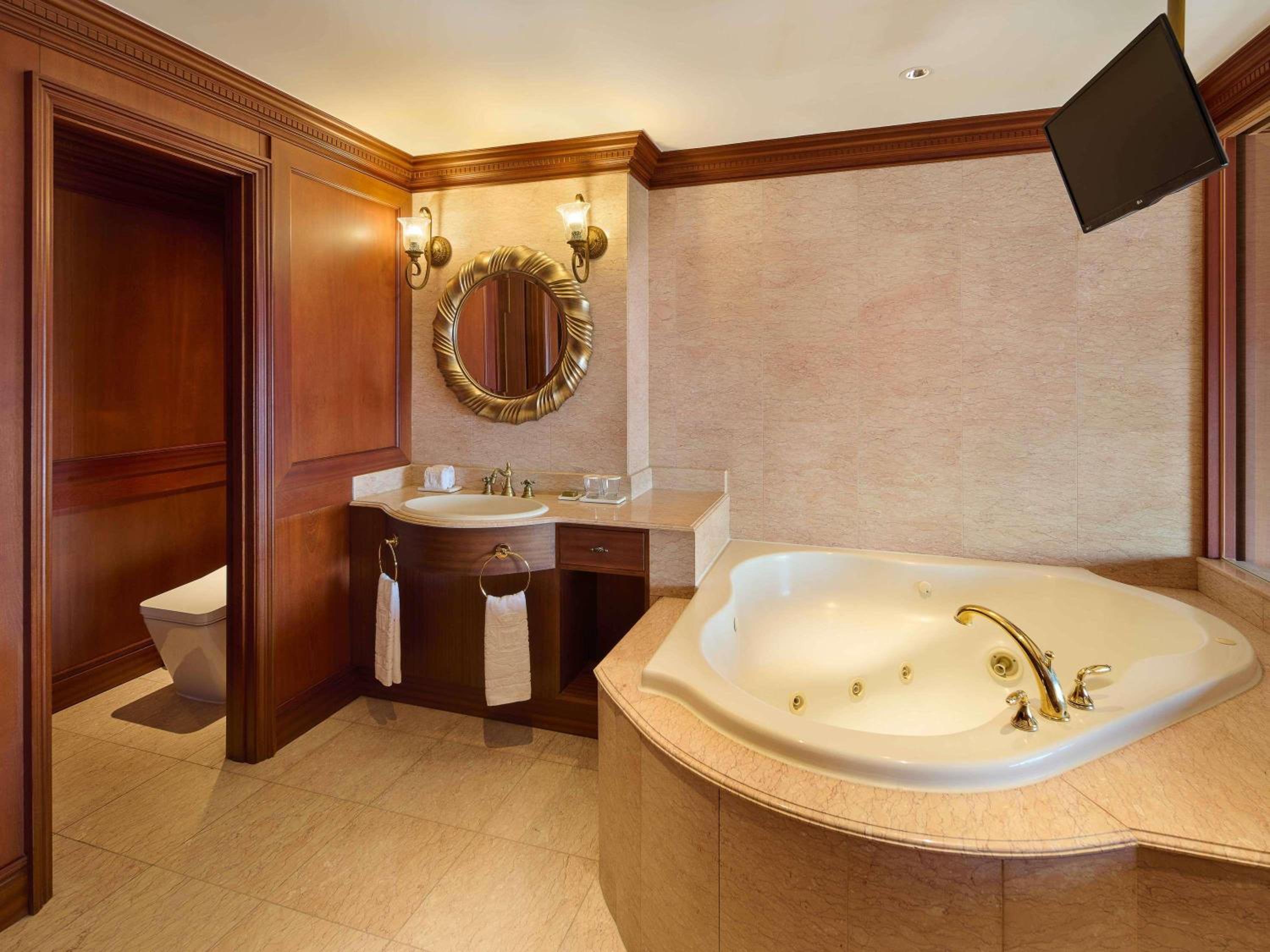 Deluxe Suite, Duplex - 1 super king size bed 