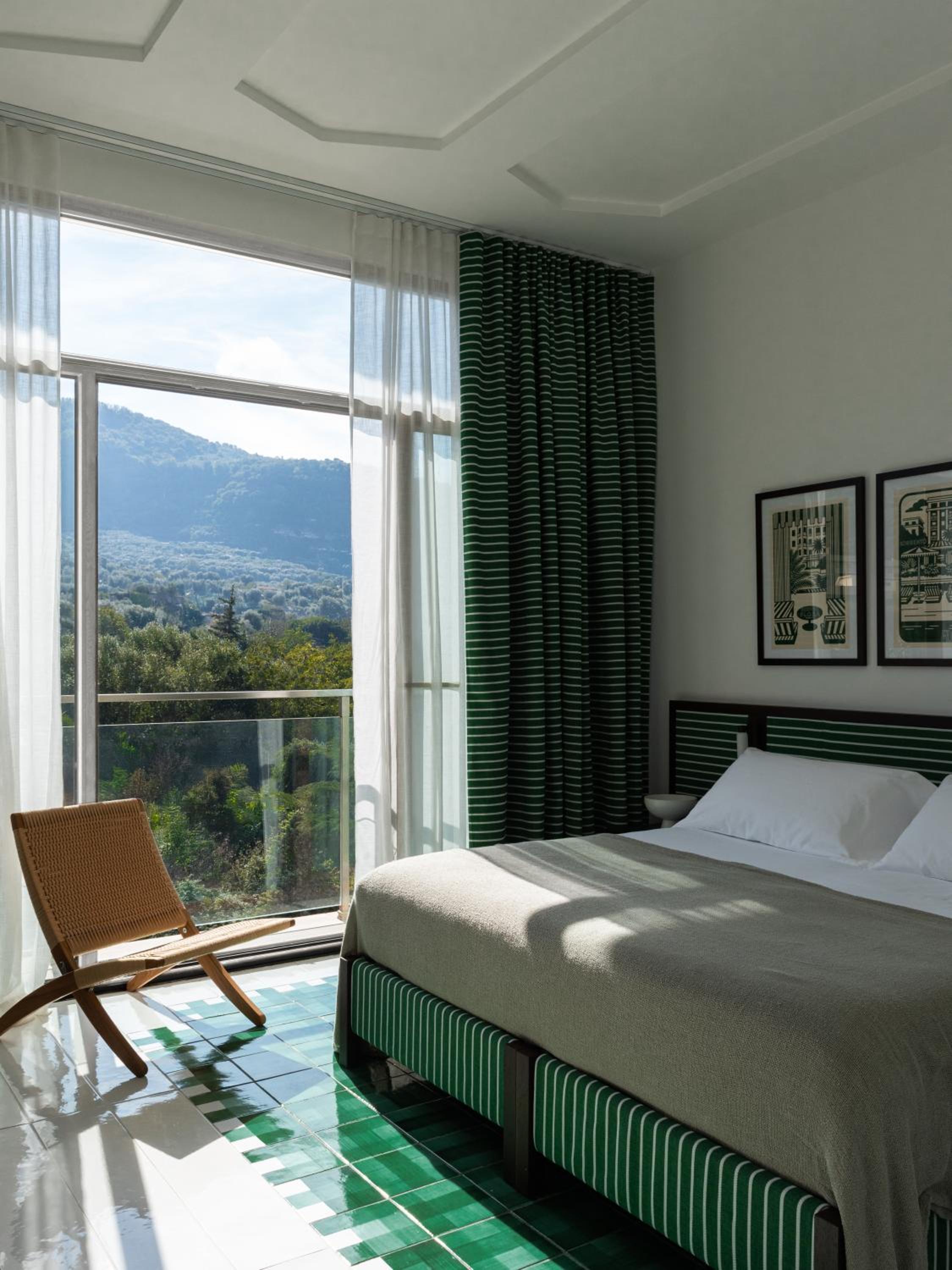 Signature Double or Twin Room with Mountain View