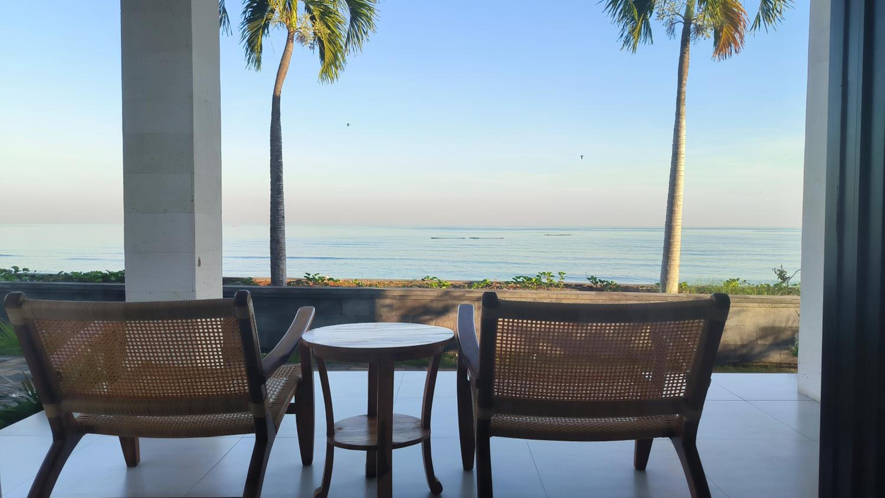 Executive Villa - Beach Access