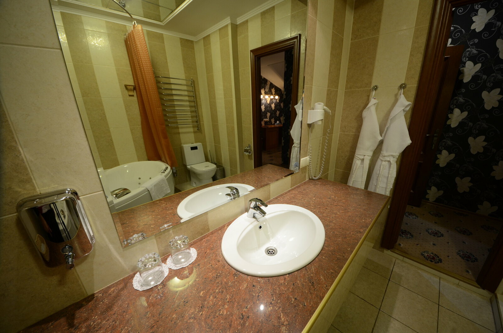 Двухместный номер с 2 отдельными кроватями