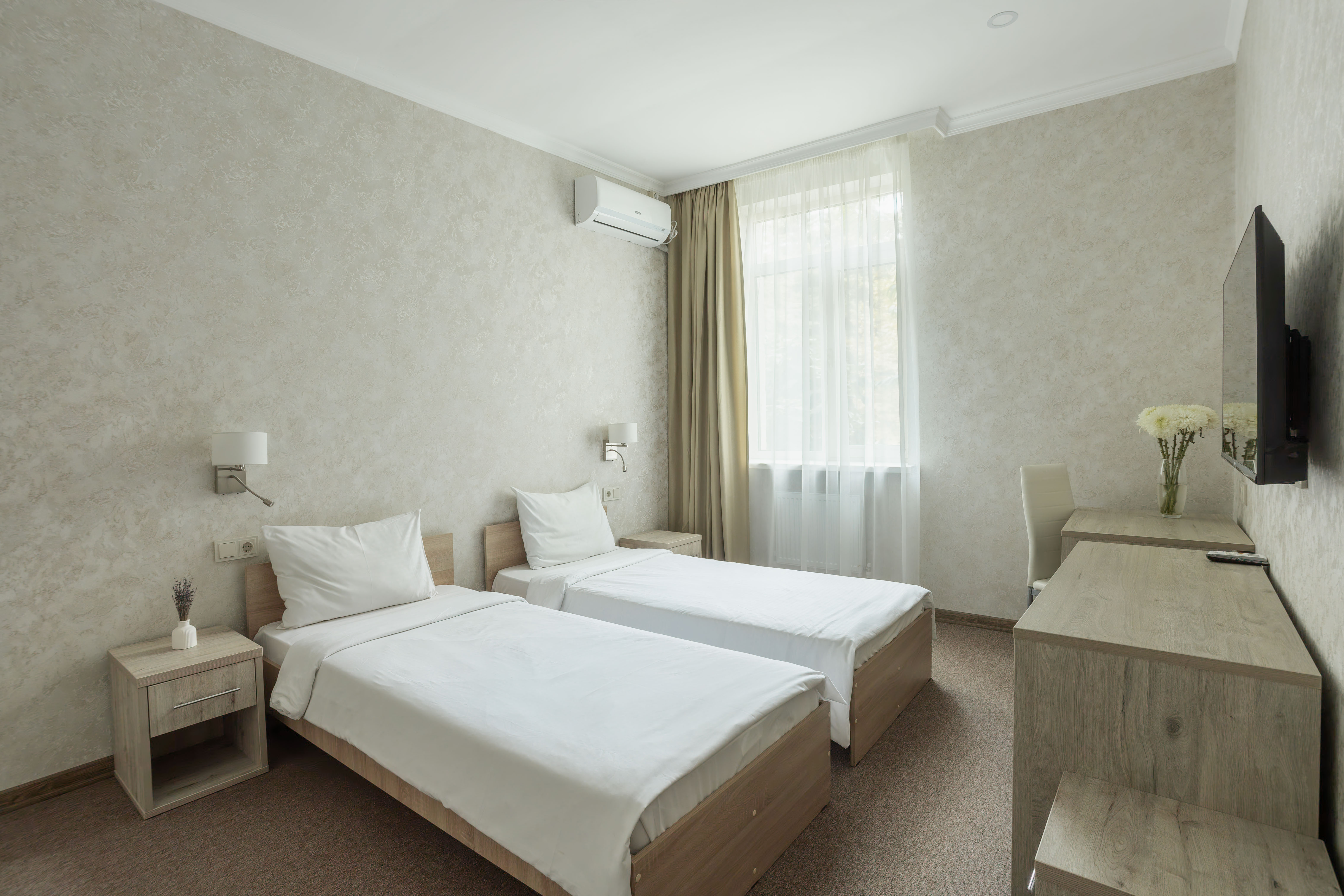 Сьюит трехкомнатный с двумя спальнями без балкона вид на парк