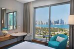 Deluxe Room, 1 King Bed with Sofa bed, Waterfront View в DoubleTree by Hilton Sharjah Waterfront Hotel & Residences
