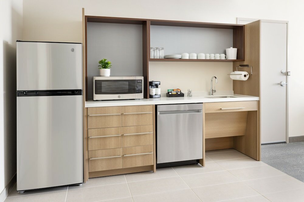 Studio Suite, 1 King Bed, Accessible, Bathtub
