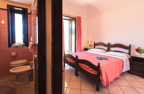 Стандартный двухместный номер с 1 двуспальной кроватью в Hotel San Valentino