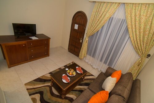 Superior Room, 1 Bedroom, Pool View в Tivoli Hotel Aqua Park