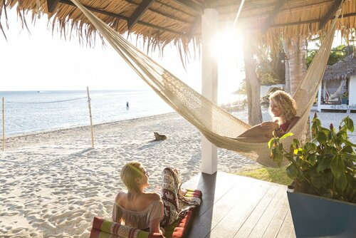 Beachfront Bungalow в Sarana Bungalows