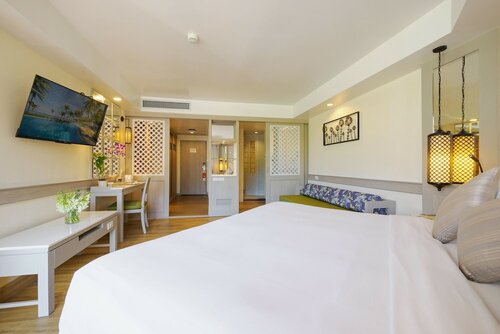 Номер «Делюкс» в Katathani Phuket Beach Resort