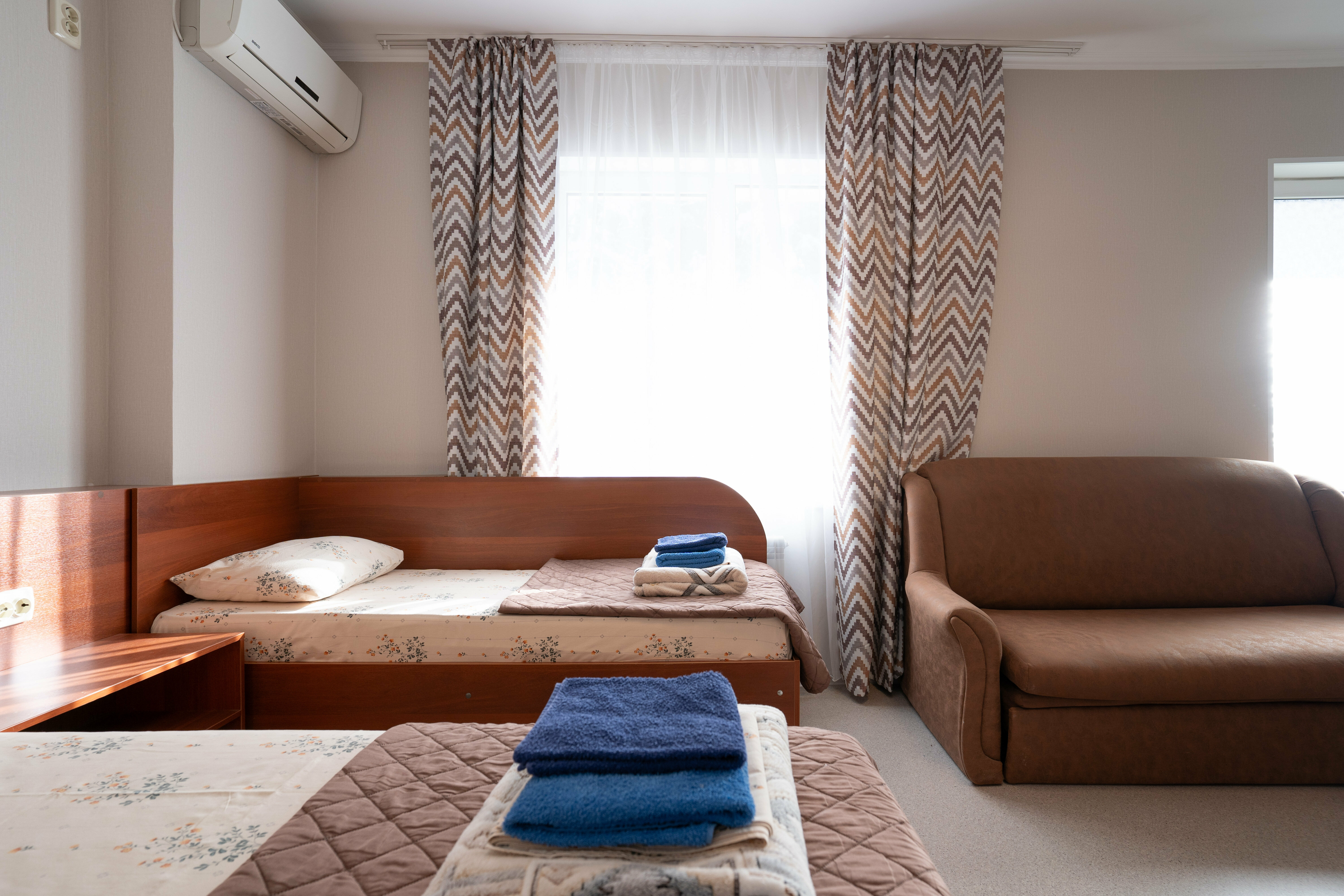 Четырехместный номер с балконом