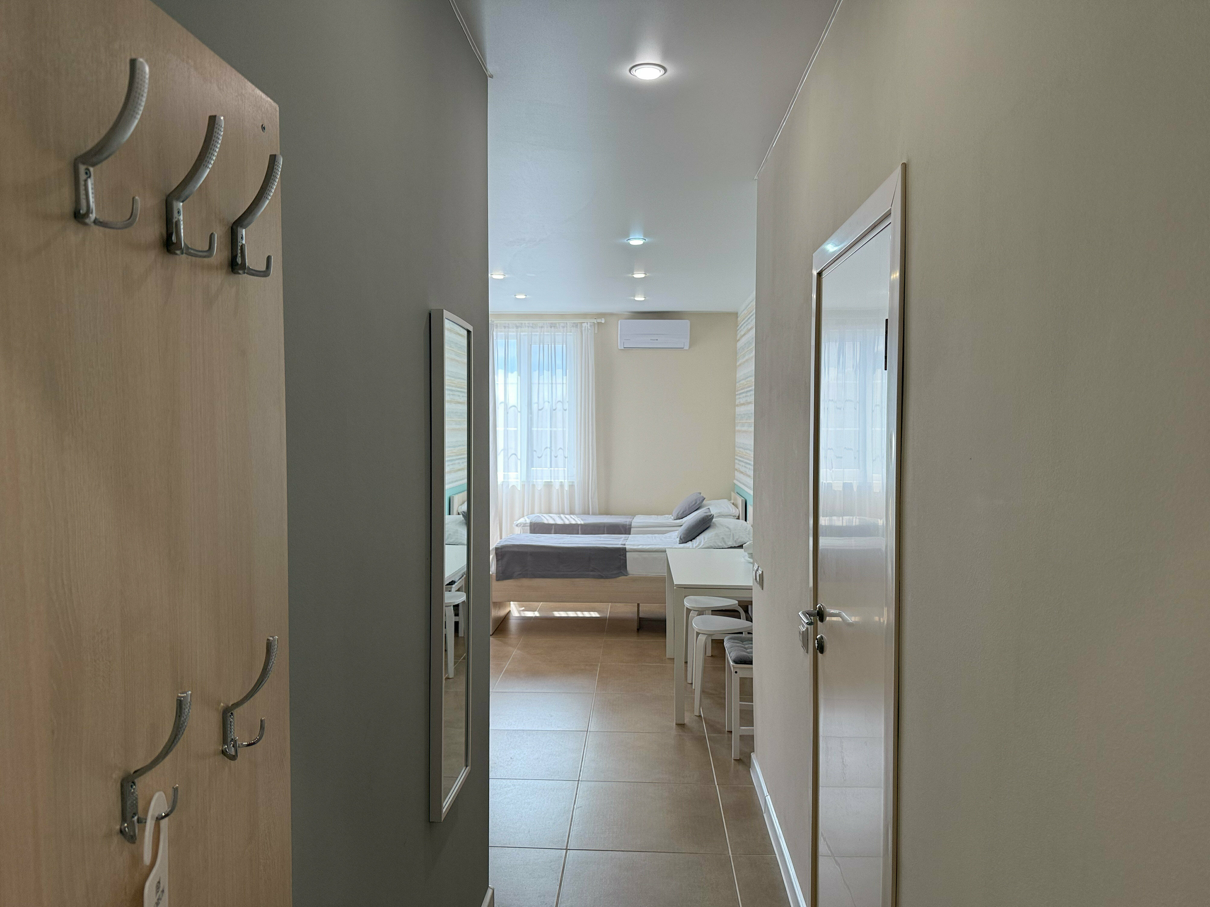 Семейный номер с видом на горы